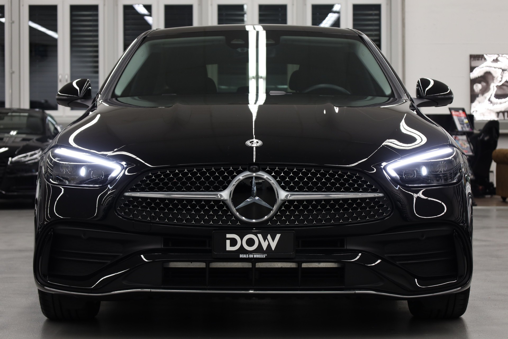 MERCEDES-BENZ C 200 AMG Line 4matic-showroom-element-3