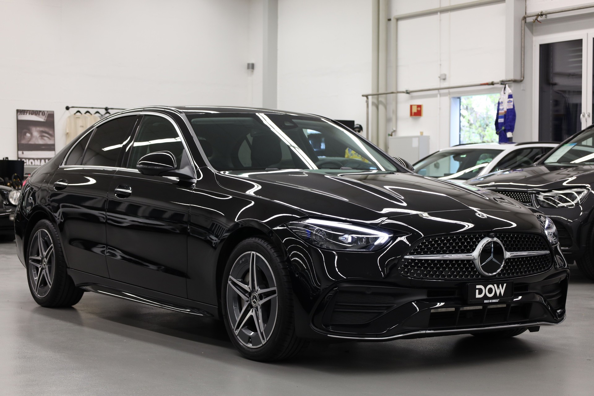 MERCEDES-BENZ C 200 AMG Line 4matic-showroom-element-1