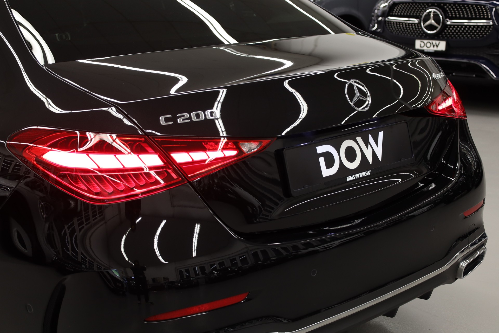 MERCEDES-BENZ C 200 AMG Line 4matic-image-10