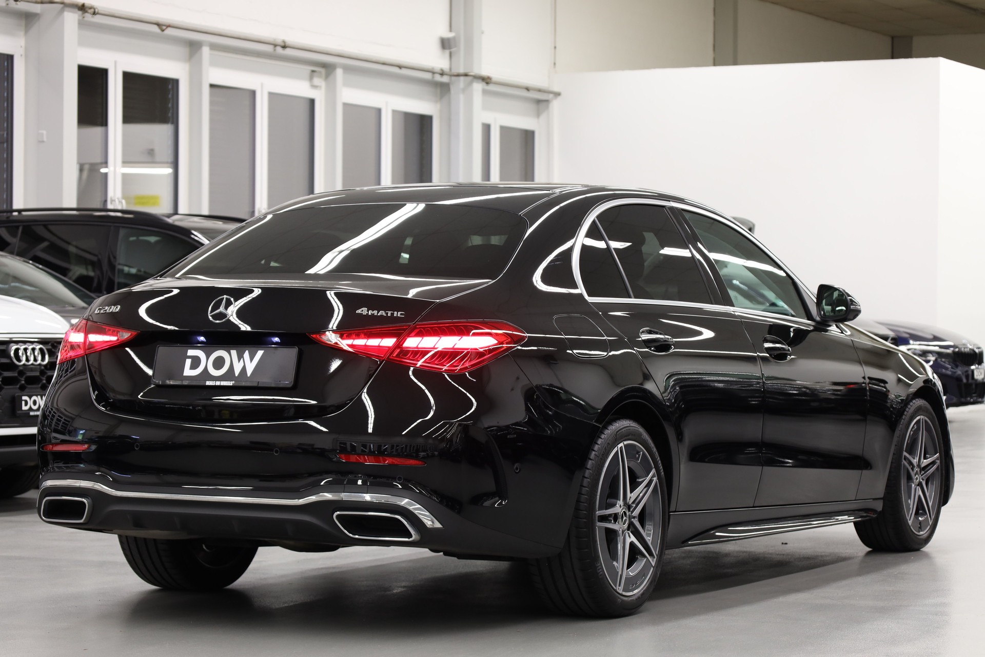 MERCEDES-BENZ C 200 AMG Line 4matic-image-6