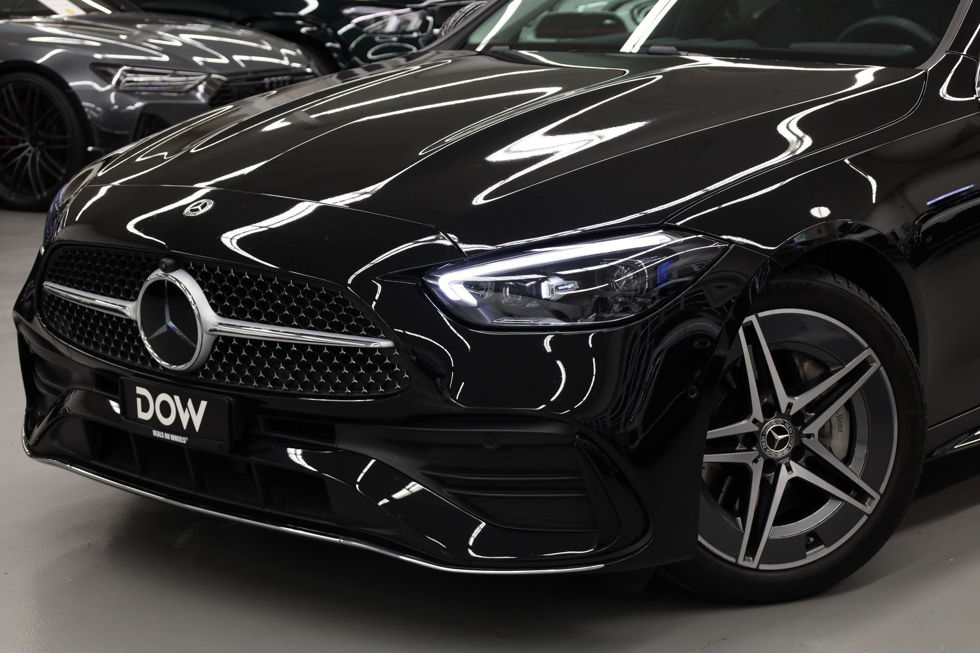 MERCEDES-BENZ C 200 AMG Line 4matic-image-5