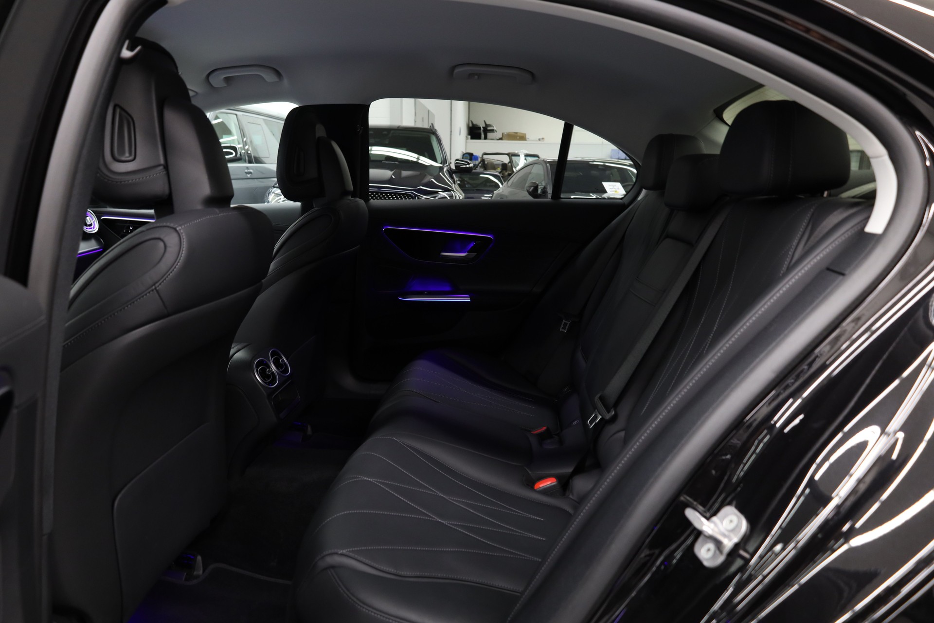MERCEDES-BENZ C 200 AMG Line 4matic-image-26