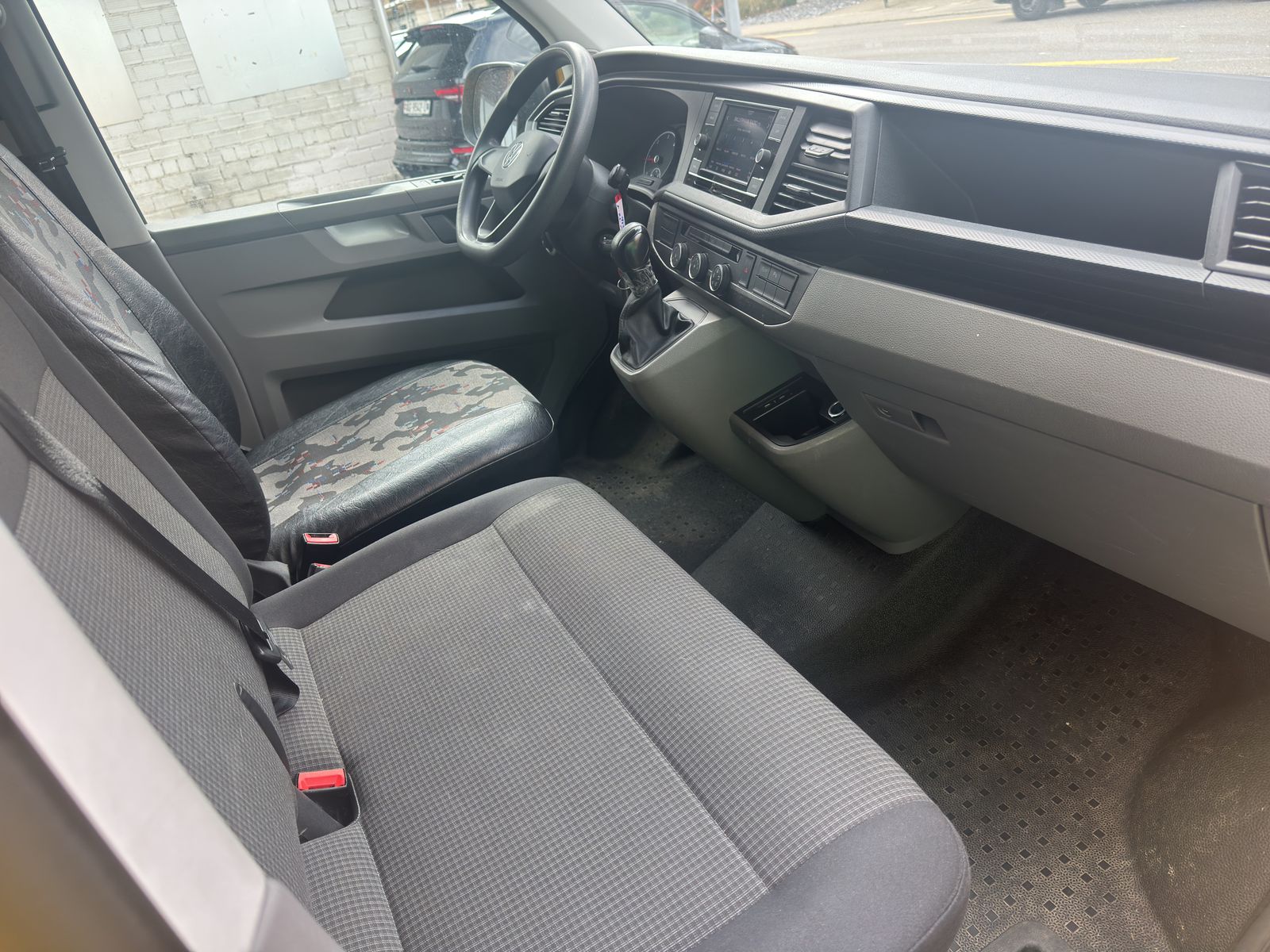VW T6.1 2.0 TDI DSG-image-7