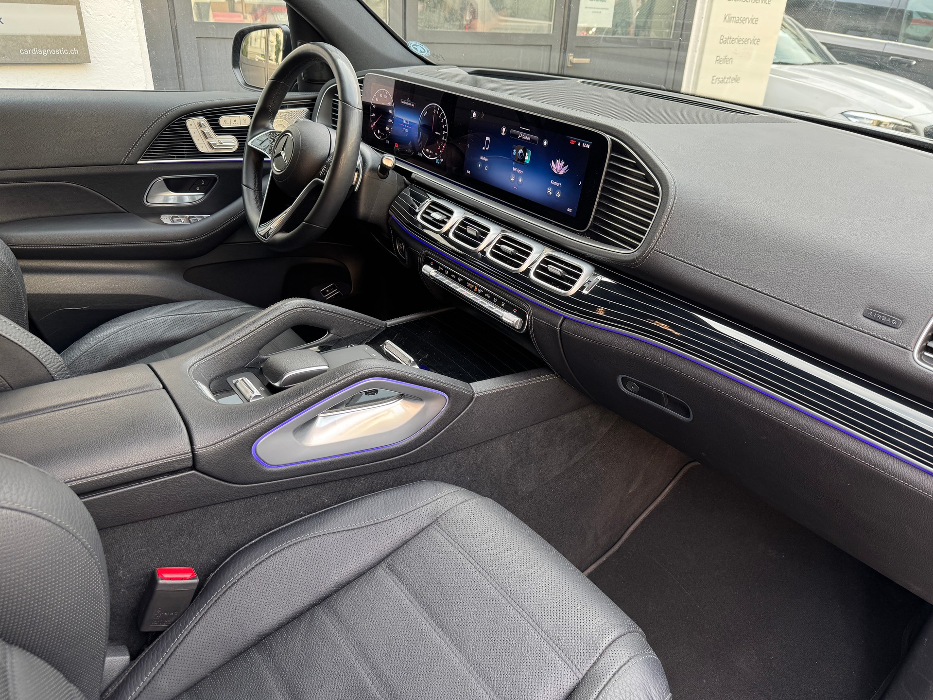 MERCEDES-BENZ GLE 400 e 4Matic 9G-Tronic-image-11