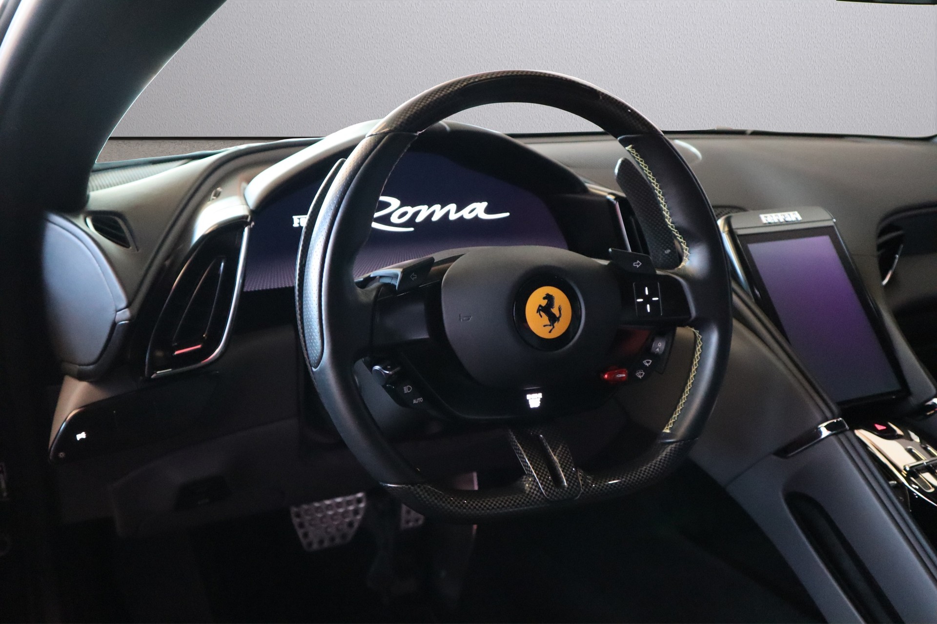 FERRARI Roma 3.9 V8 T-image-2