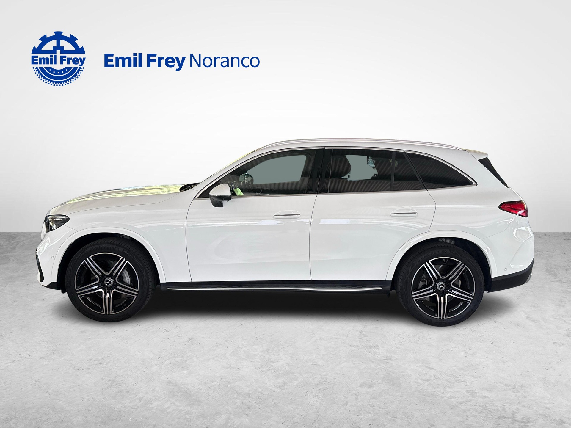 MERCEDES-BENZ GLC 450 d AMG Line 4matic + Gancio traino elettrico e Pneumatici invernali inclusi-showroom-element-1