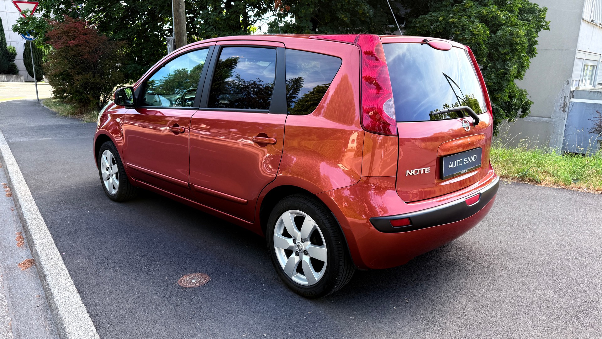 NISSAN Note 1.6 tekna-image-4