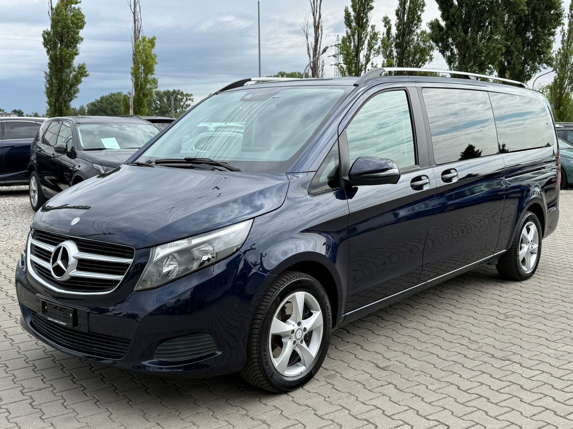 MERCEDES-BENZ V 250 d BlueTec extr.lg. 4m-image-0
