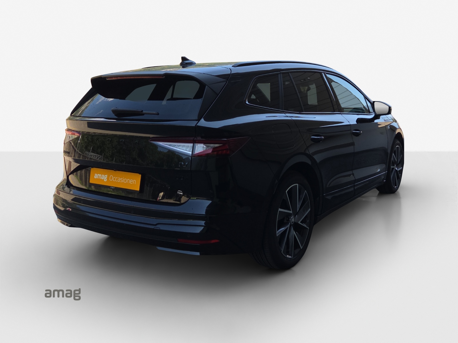 SKODA Enyaq iV 80x SportLine-image-4