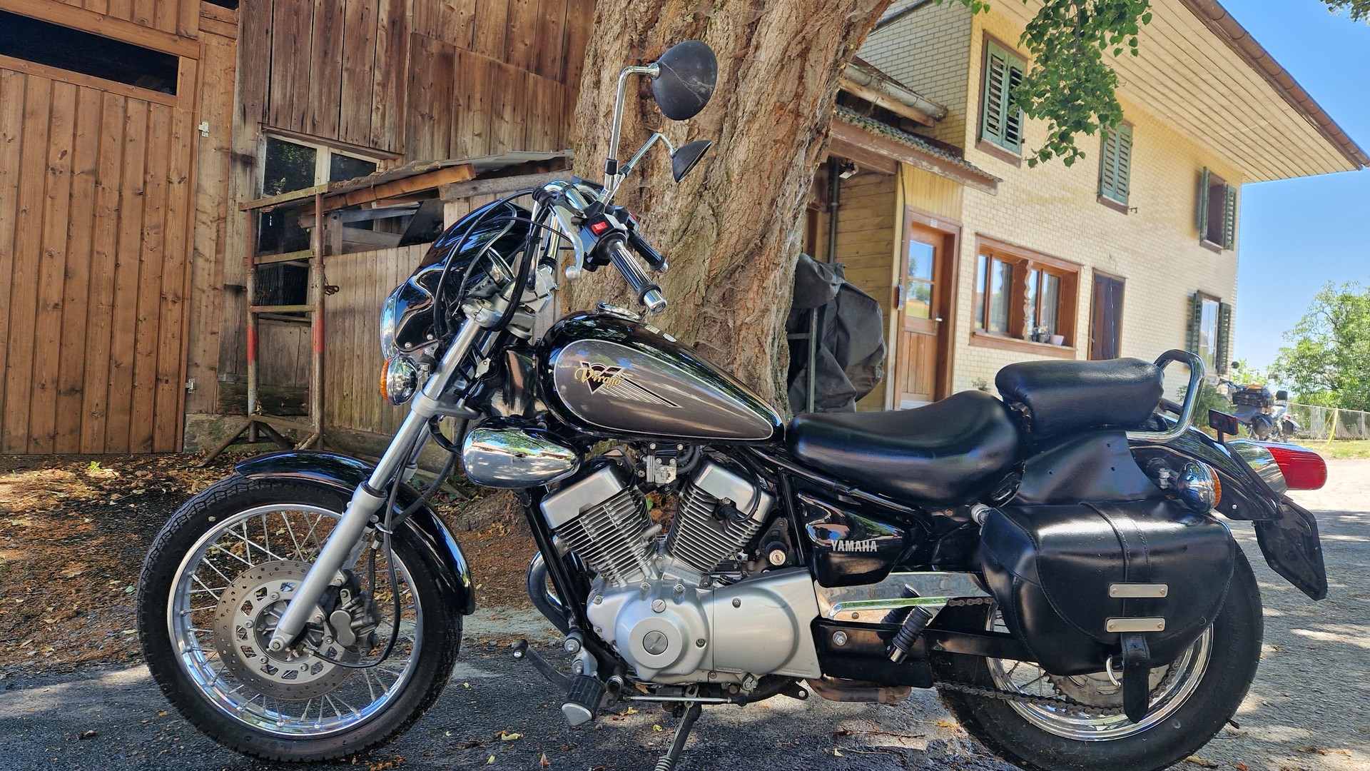 YAMAHA XV 125