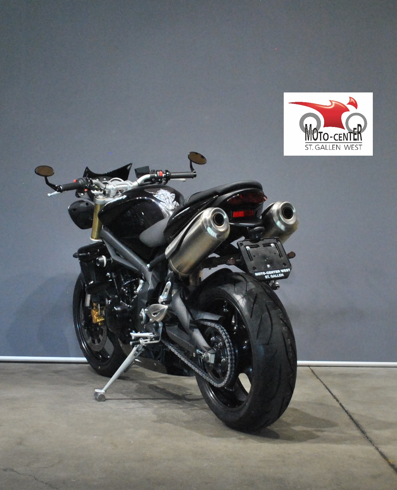 TRIUMPH Street Triple 675-showroom-element-3