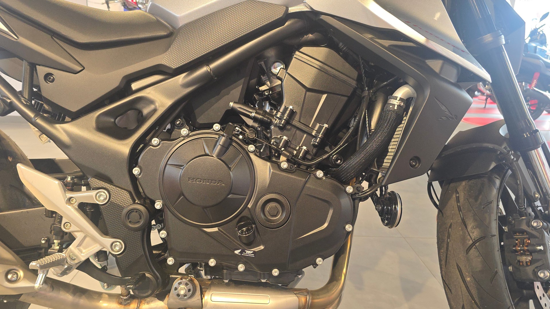 HONDA CB 750 Hornet-image-15