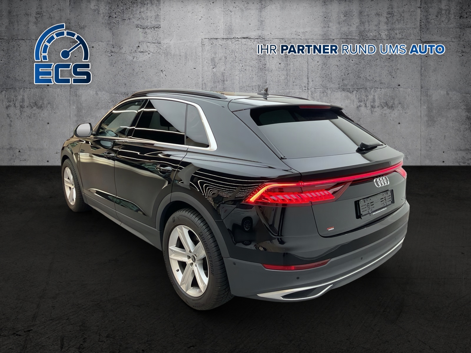 AUDI Q8 55 TFSI quattro tiptronic-image-2