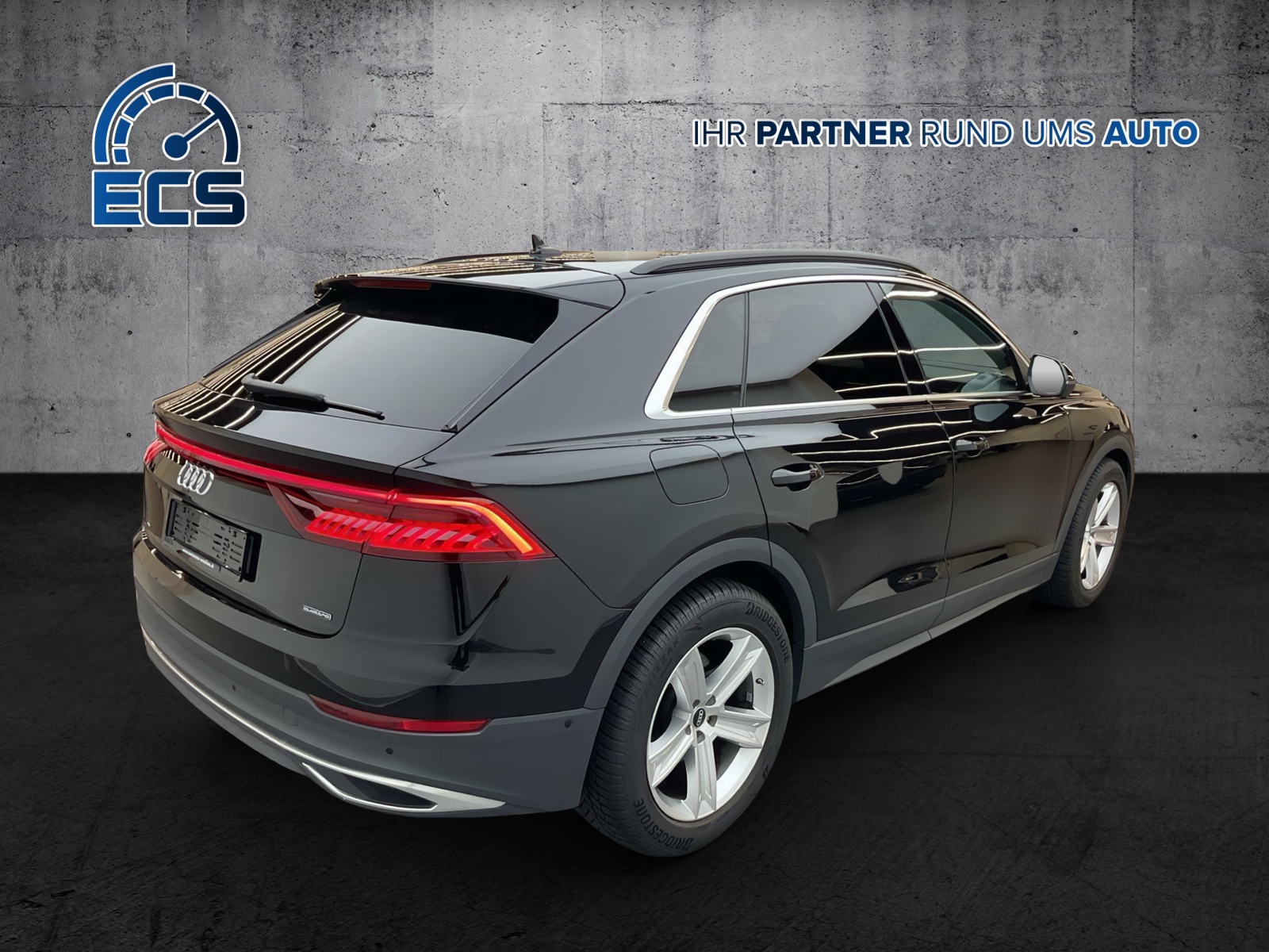 AUDI Q8 55 TFSI quattro tiptronic-image-1