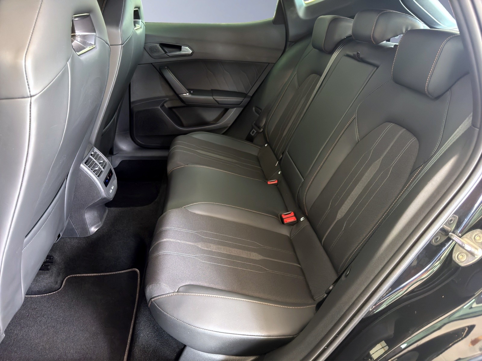 CUPRA Formentor 1.5 TSI Inicio DSG-image-10