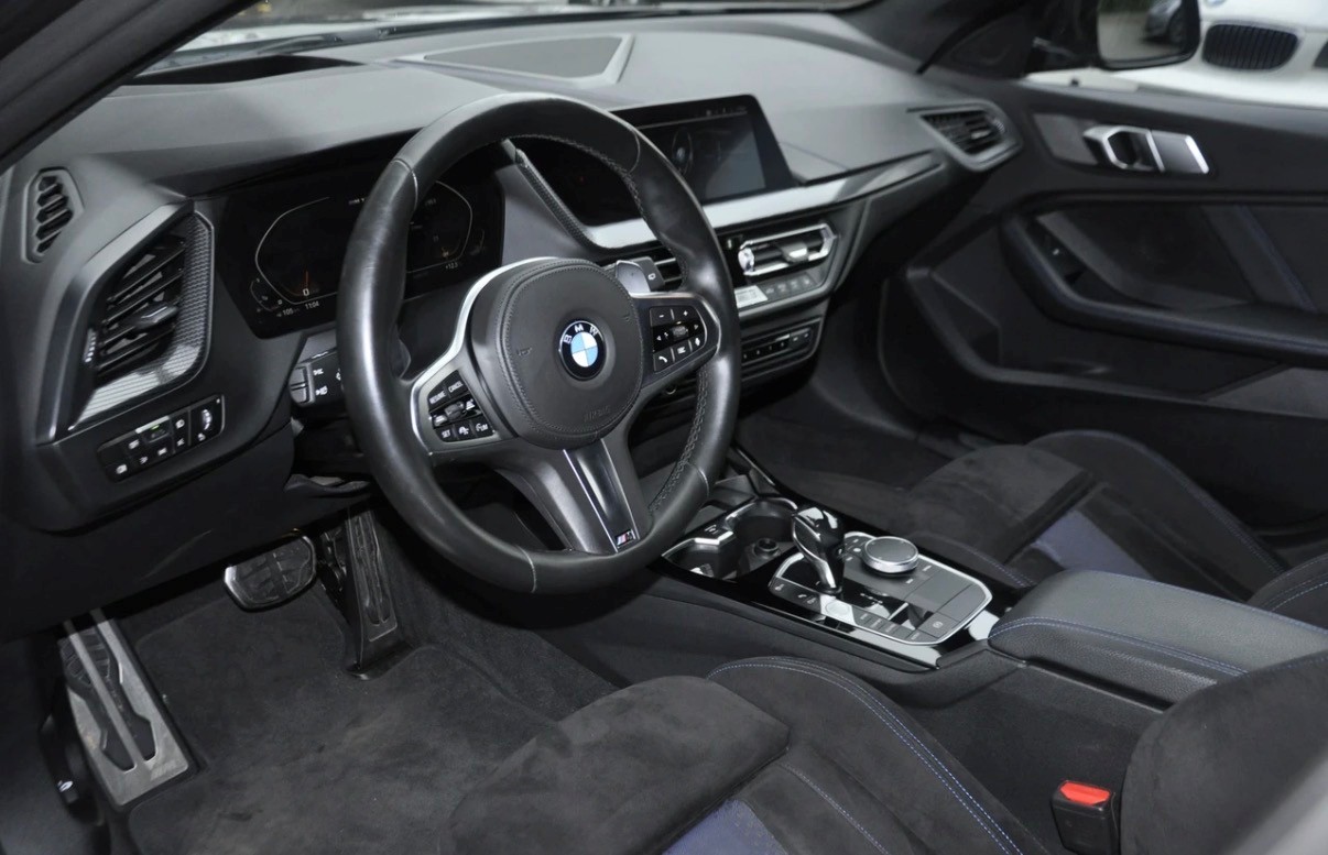 BMW M135i xDrive-image-3