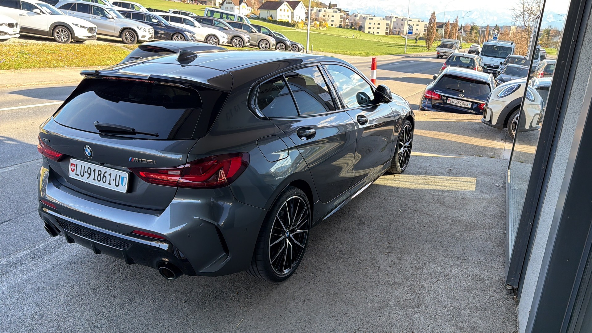 BMW M135i xDrive-image-5