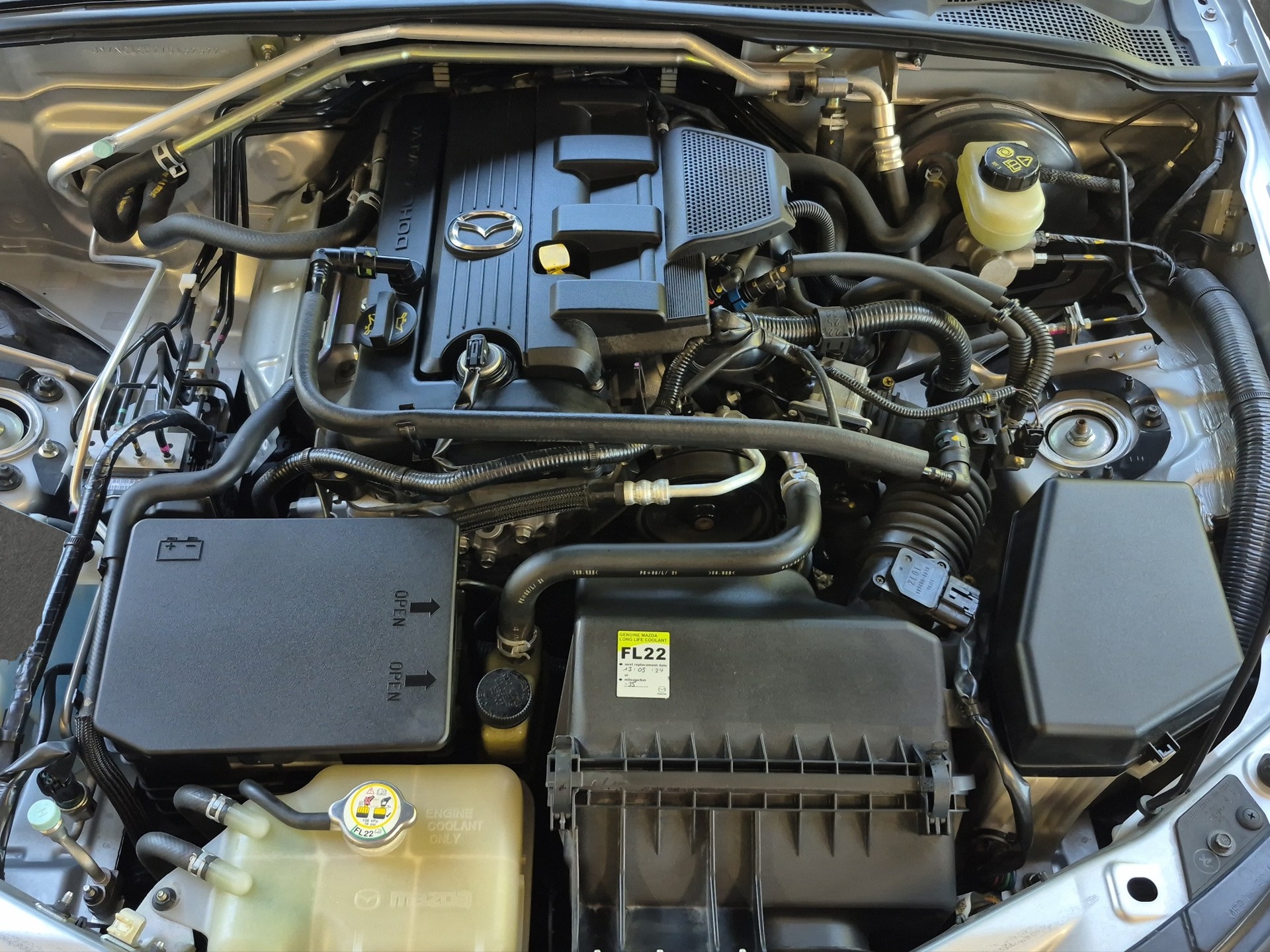 MAZDA MX-5 2.0i 16V Exclusive-image-11