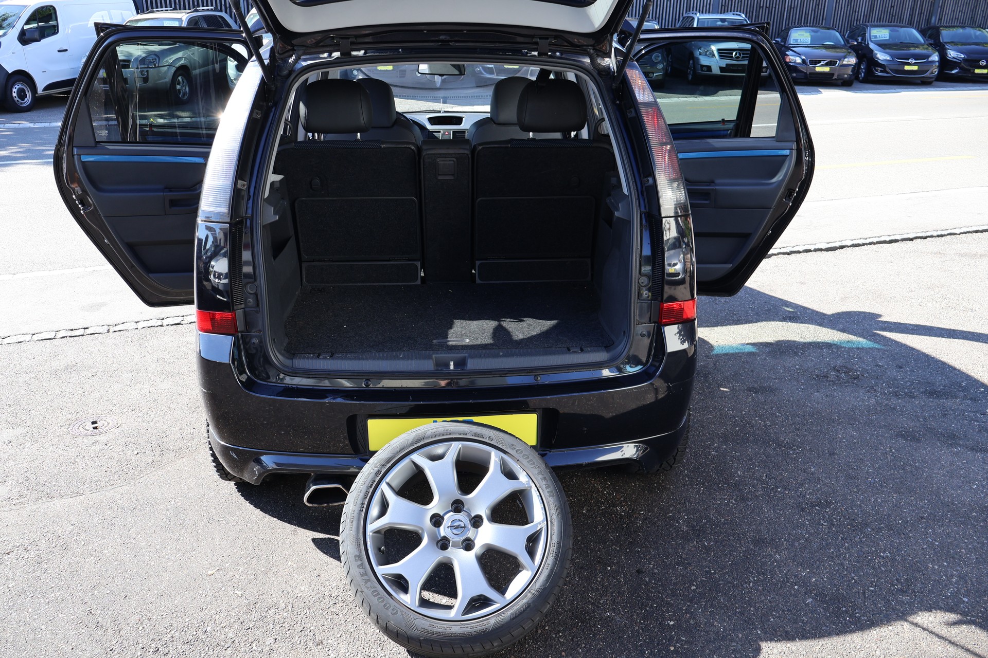OPEL Meriva 1.6i 16V Turbo OPC-image-9