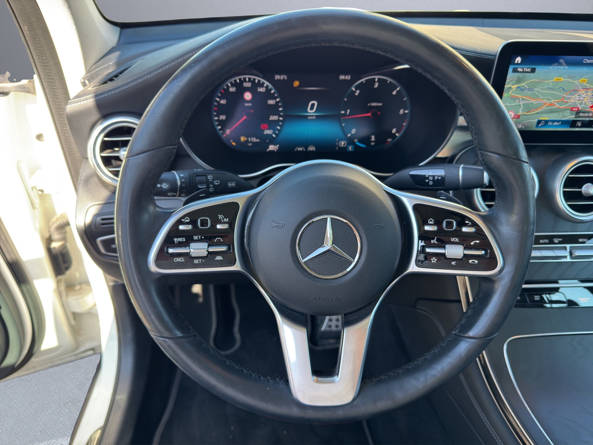 MERCEDES-BENZ GLC 300 d AMG Line 4Matic 9G-Tronic-grid-image-thumbnail-10