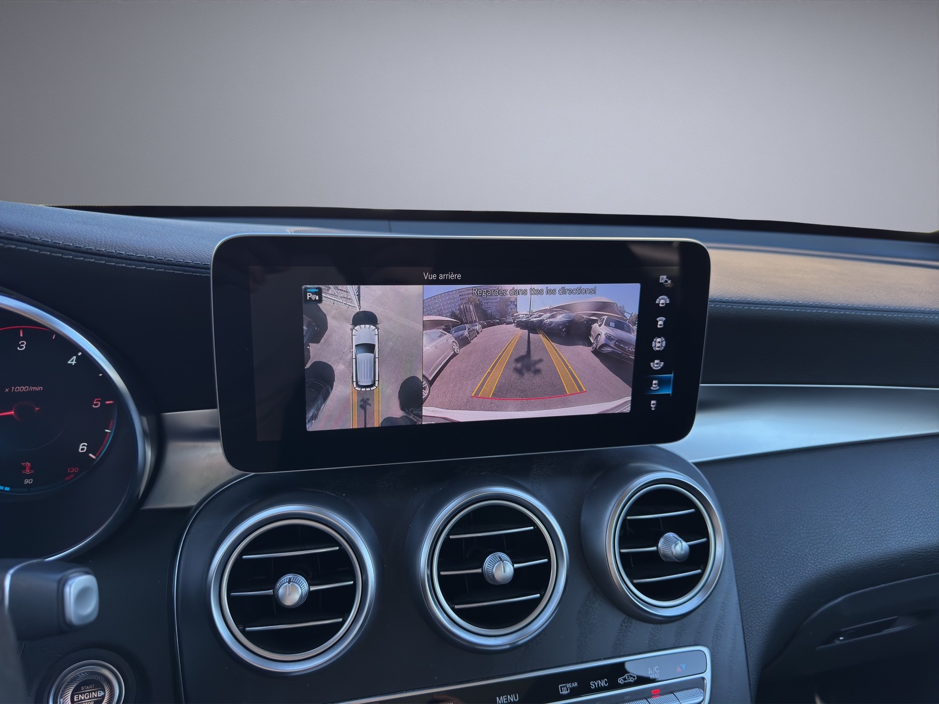 MERCEDES-BENZ GLC 300 d AMG Line 4Matic 9G-Tronic-grid-image-thumbnail-13