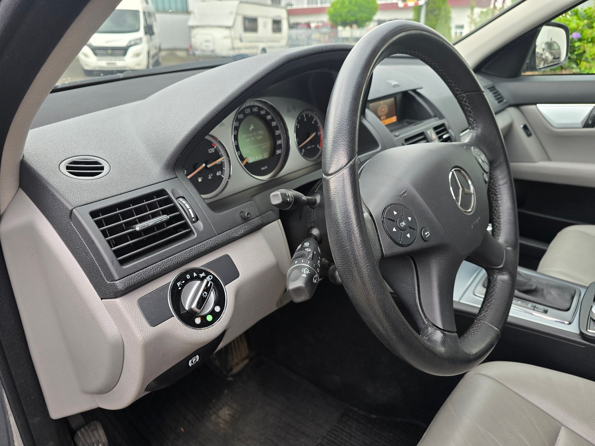 MERCEDES-BENZ CDI-image-16