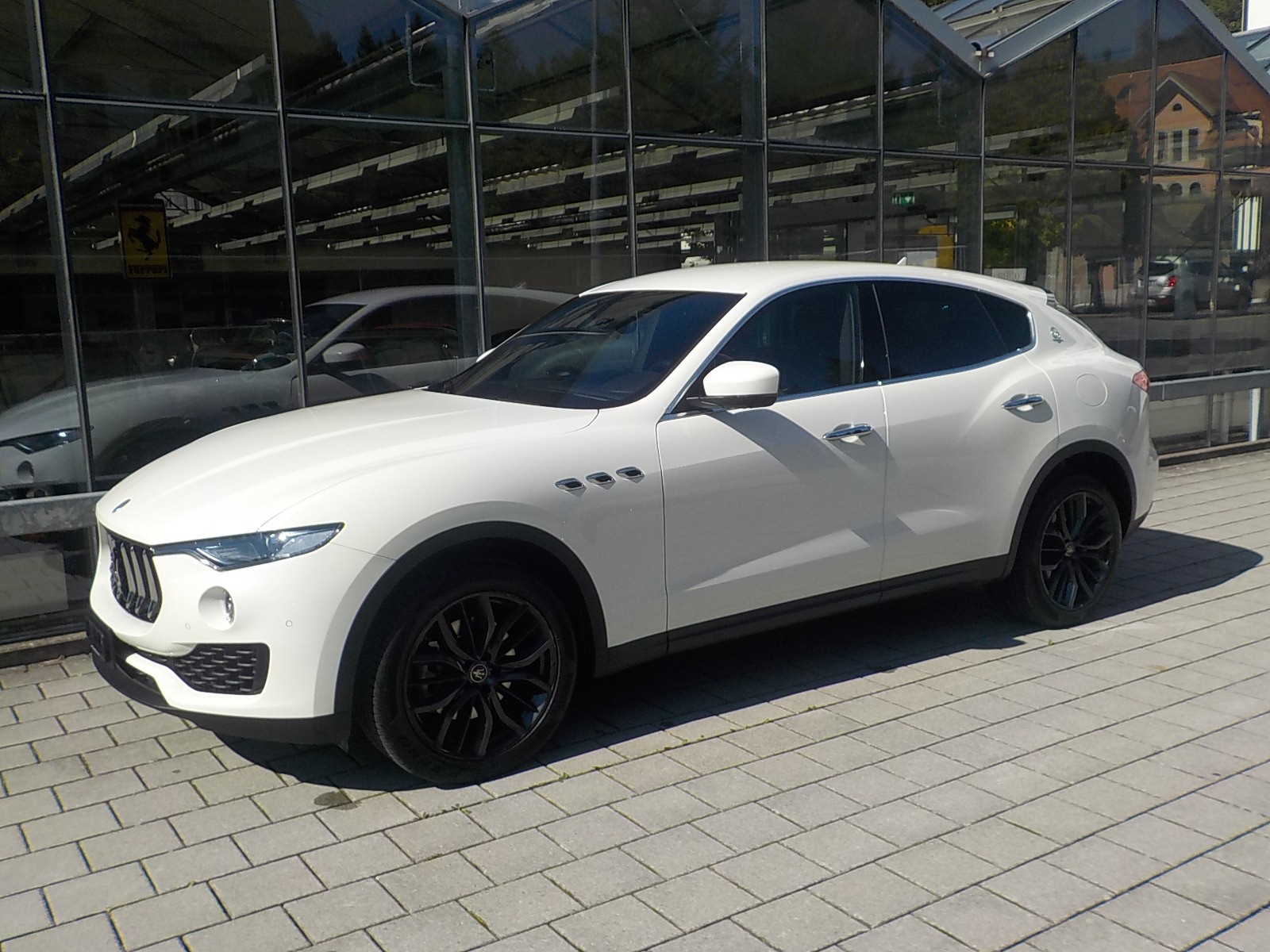 MASERATI Levante D 3.0 V6 GranSport-image-1