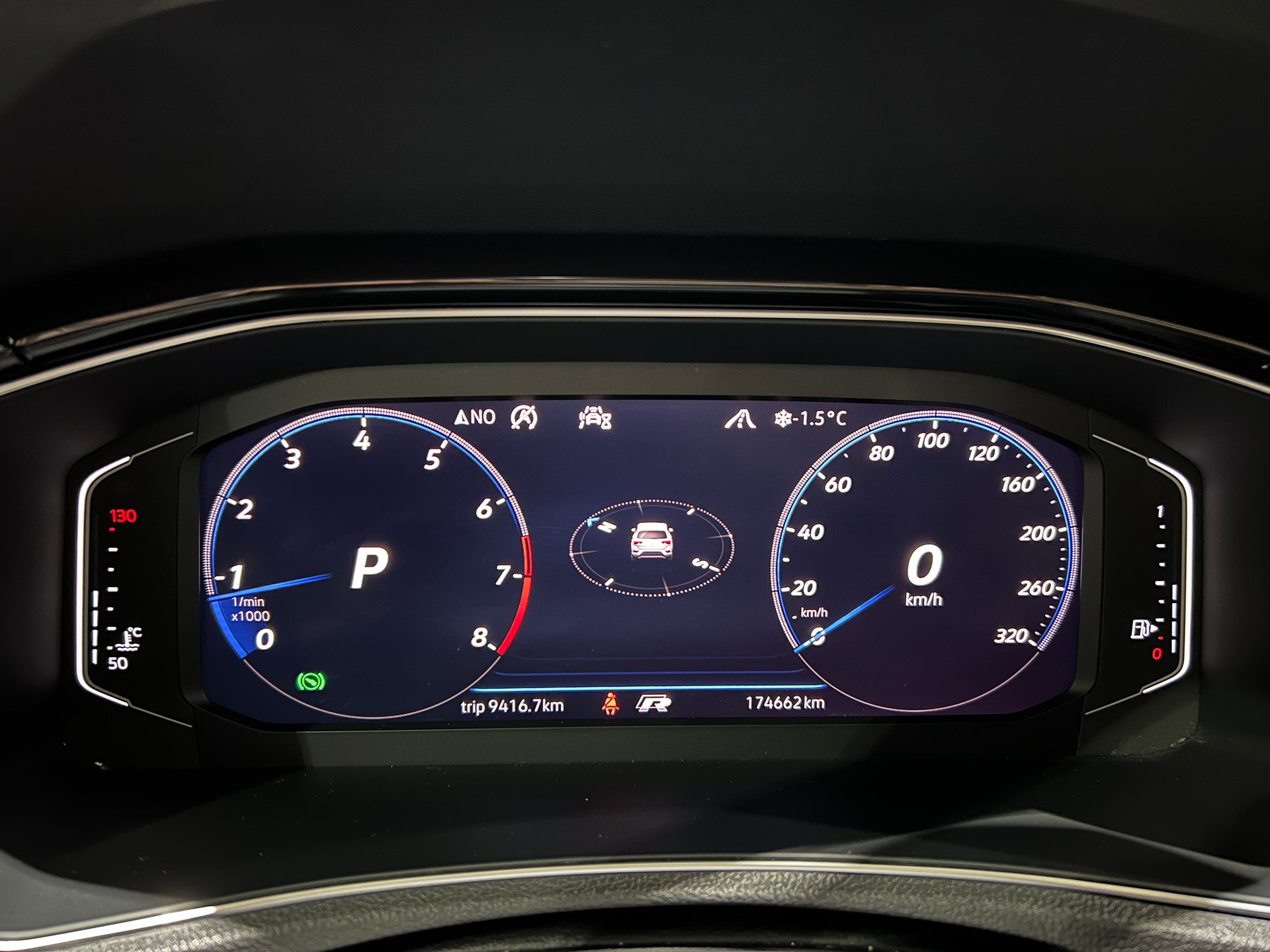 VW T-Roc 2.0 TSI R DSG 4Motion**Panodach,Tempomat ACC,Rückfahrtkam,Frisch ab MFK**-image-9