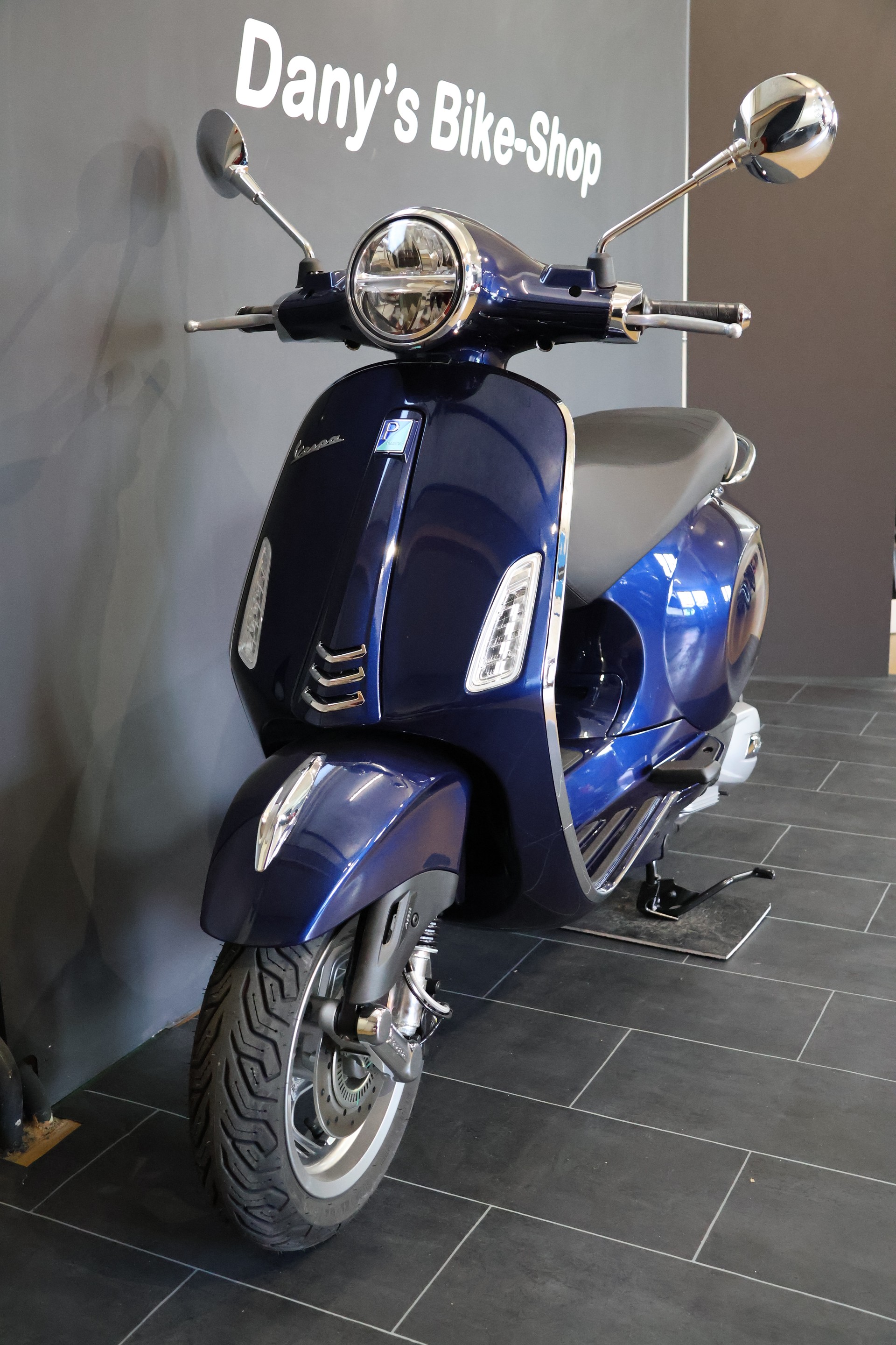 PIAGGIO Vespa 125 Primavera Euro 5+ (4Jahre Garantie)-showroom-element-3