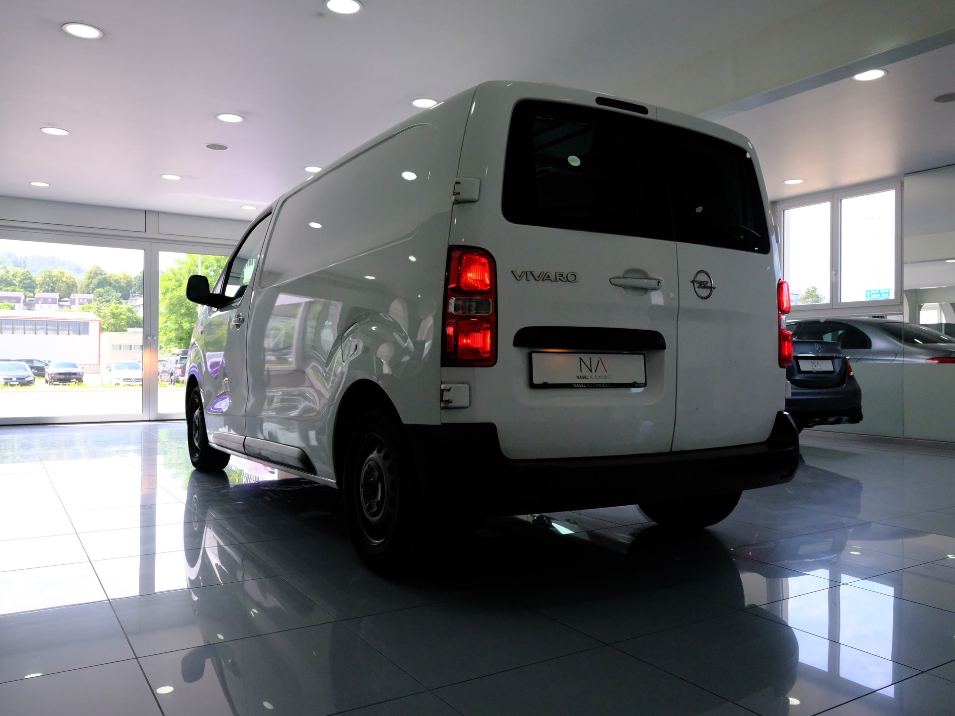 OPEL Vivaro Combi 1.5 CDTI Essentia s/s M-image-4