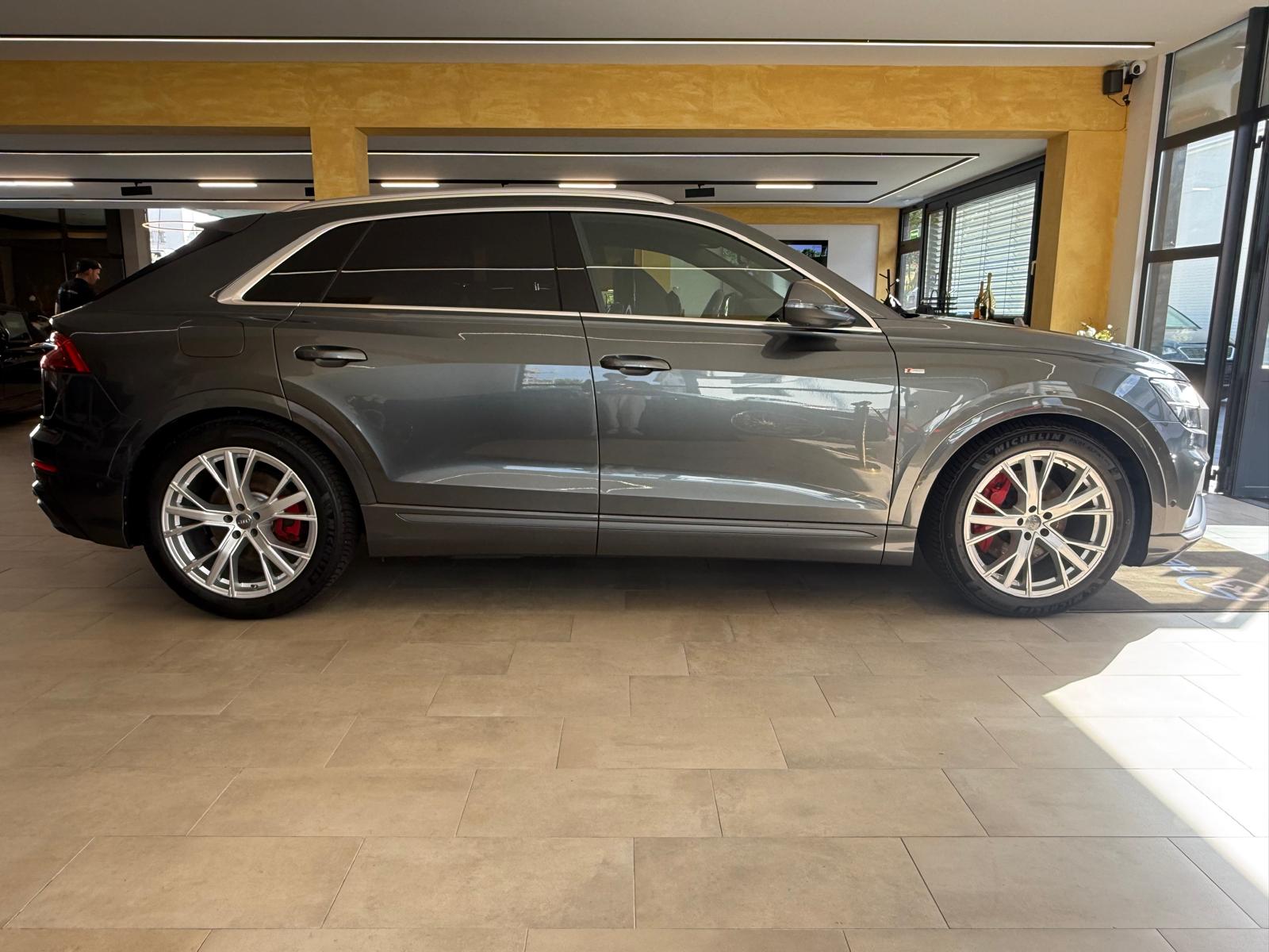 AUDI Q8 50 TDI quattro tiptronic-showroom-element-1