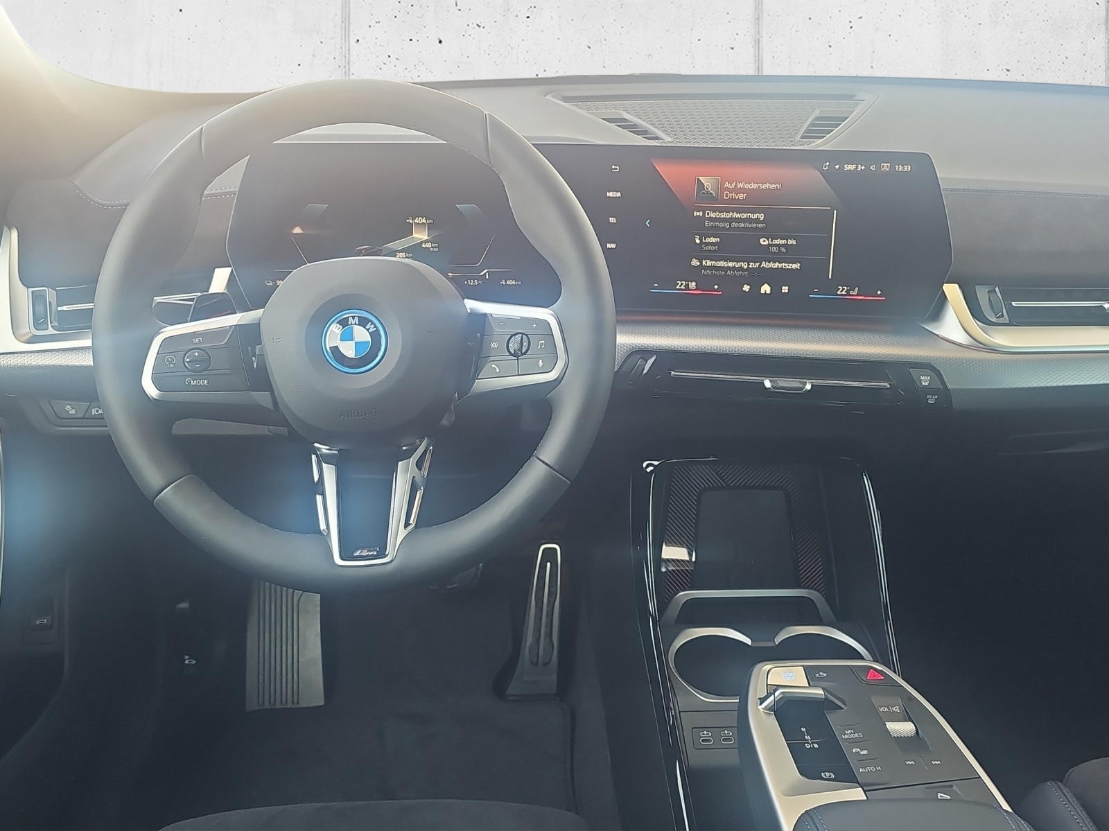 BMW iX1 xDrive 30 M Sport-image-14
