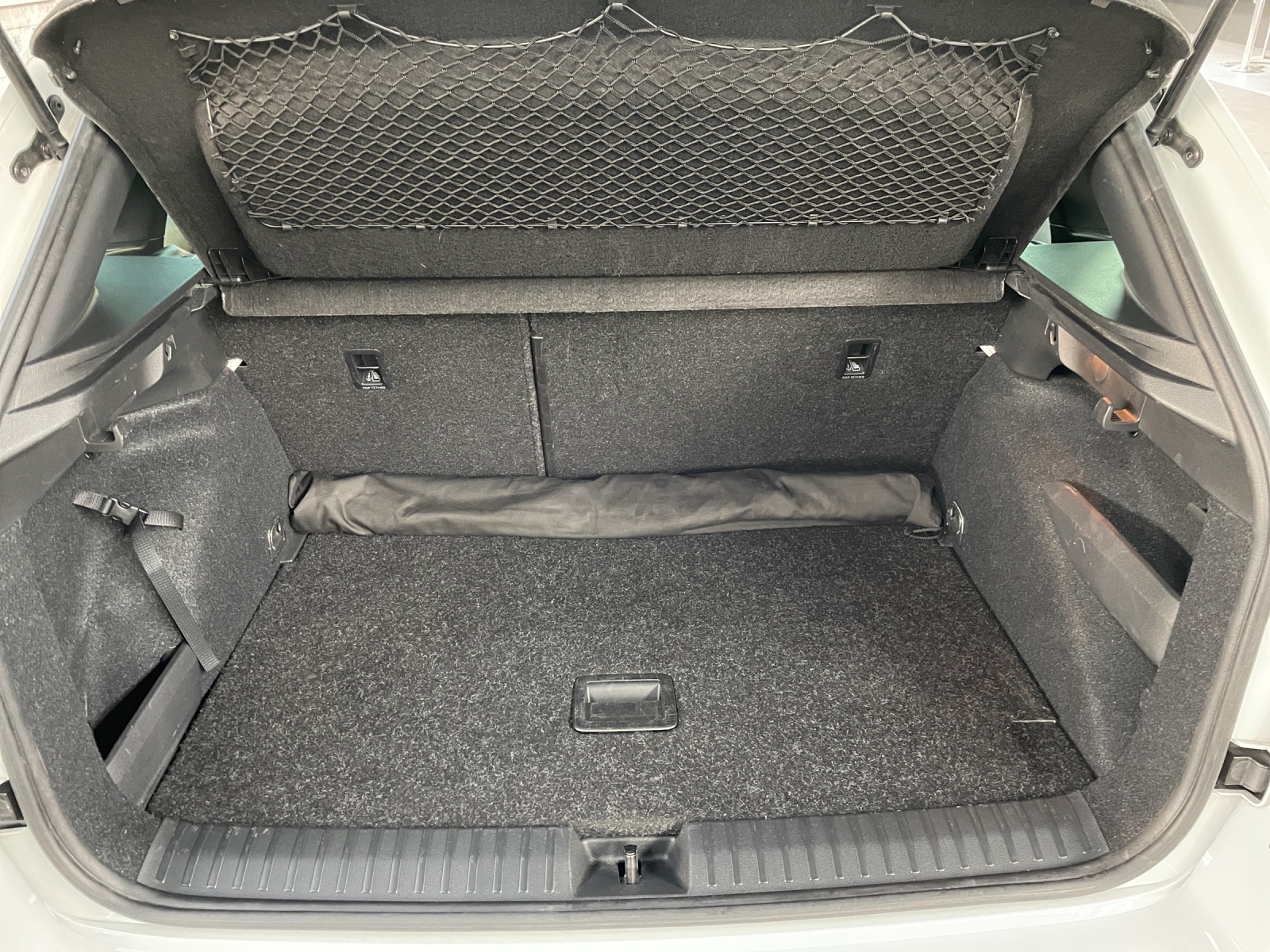 SKODA Kamiq 1.5 TSI Monte Carlo DSG-image-10