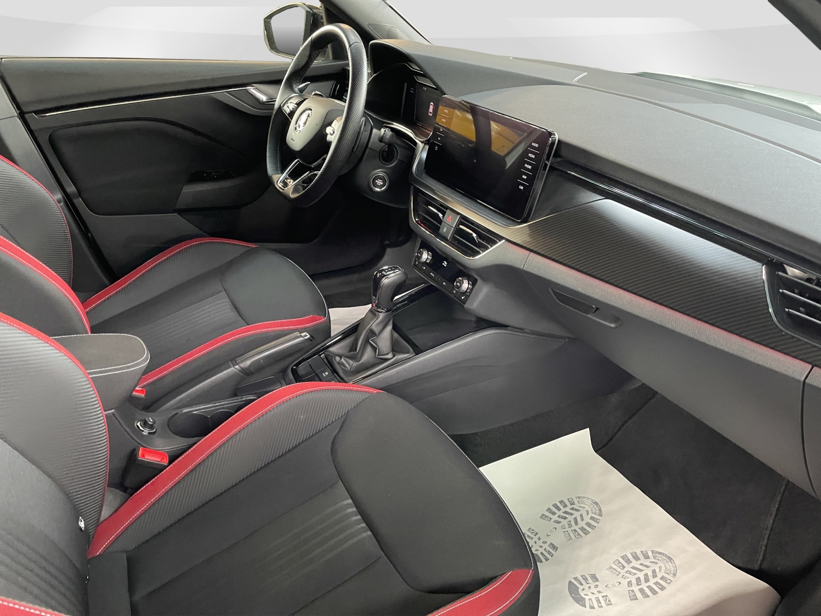 SKODA Kamiq 1.5 TSI Monte Carlo DSG-image-8