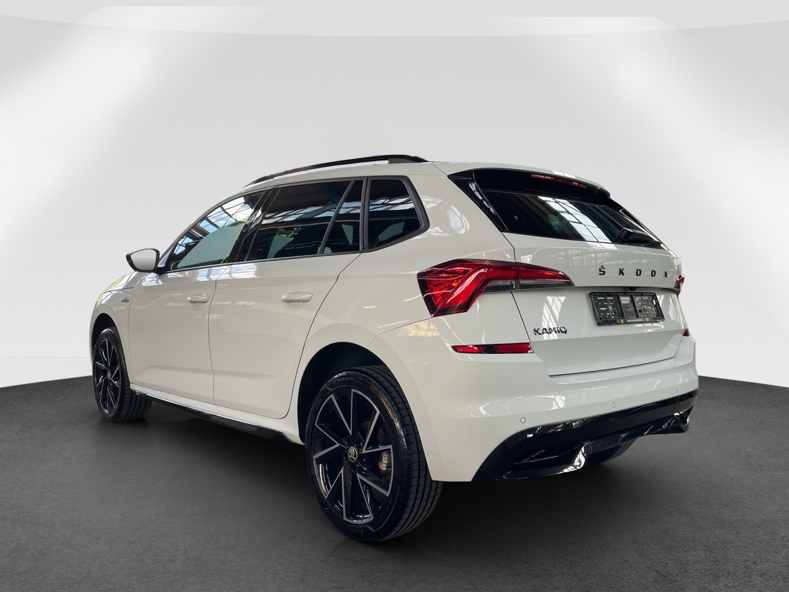 SKODA Kamiq 1.5 TSI Monte Carlo DSG-showroom-element-3