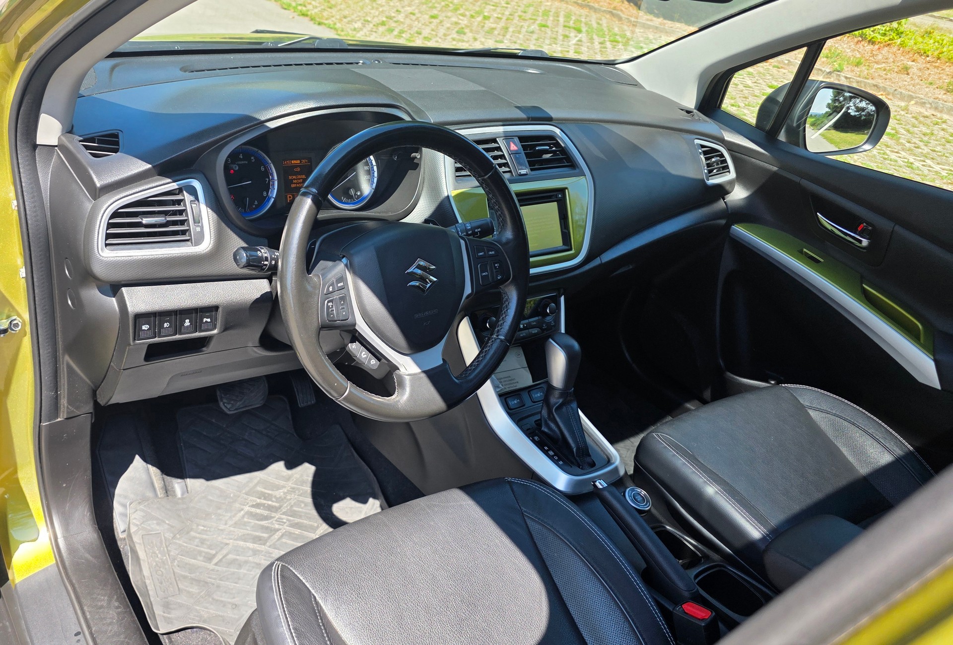 SUZUKI SX4 S-Cross 1.6 16V GL Top 4WD CVT7-image-4