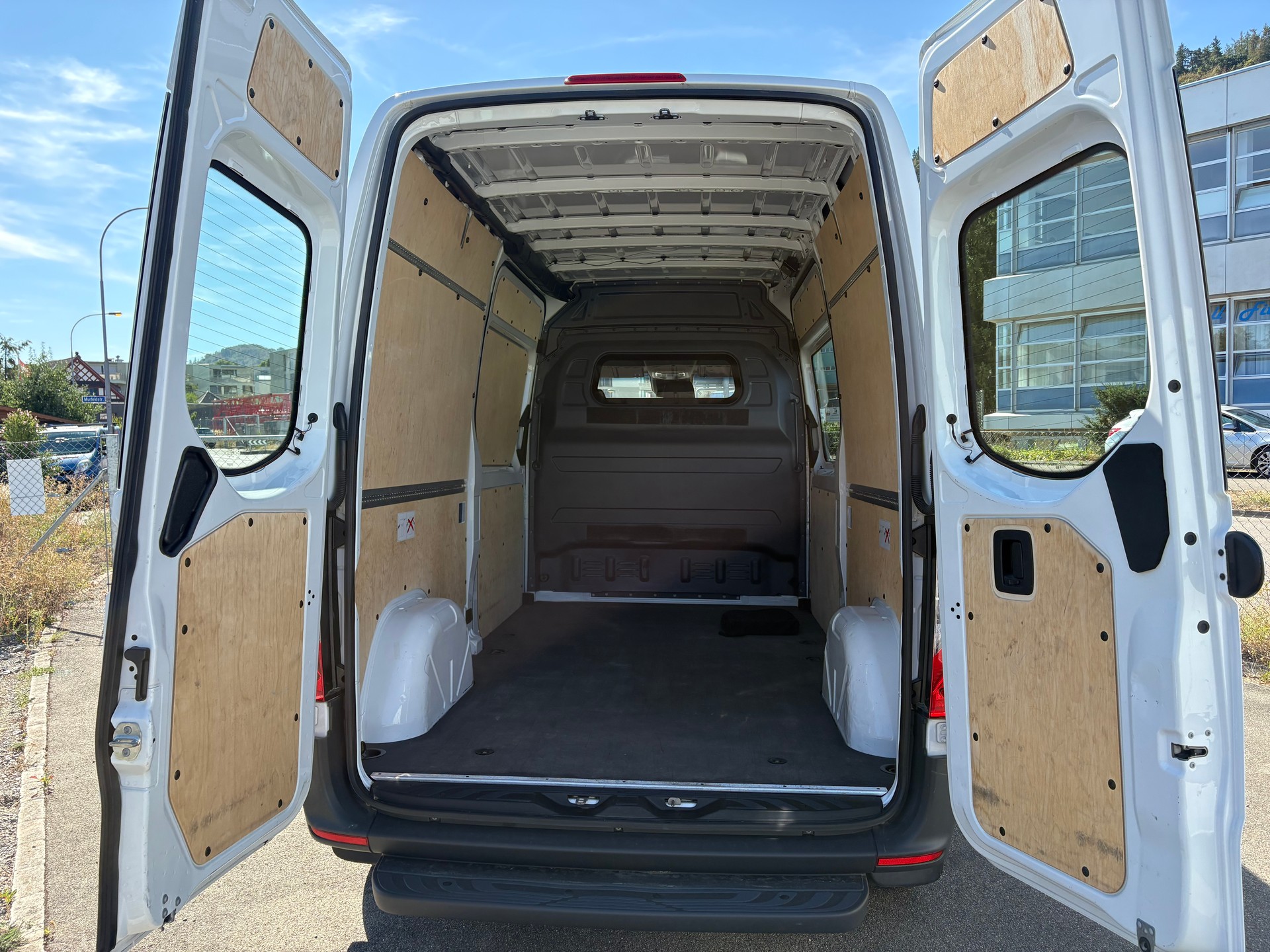 MERCEDES-BENZ eSprinter 312 47kWh Standard-image-6