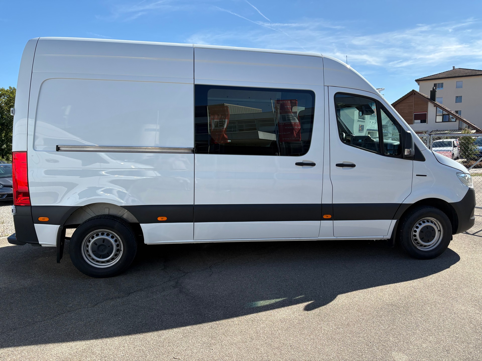 MERCEDES-BENZ eSprinter 312 47kWh Standard-image-4