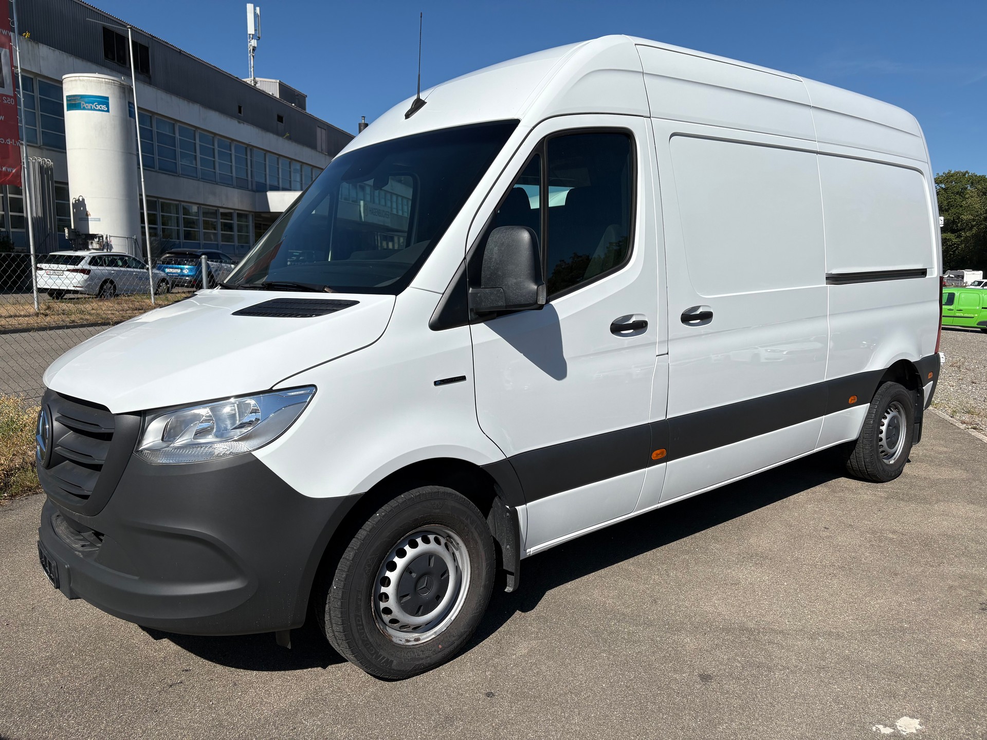 MERCEDES-BENZ eSprinter 312 47kWh Standard-image-2