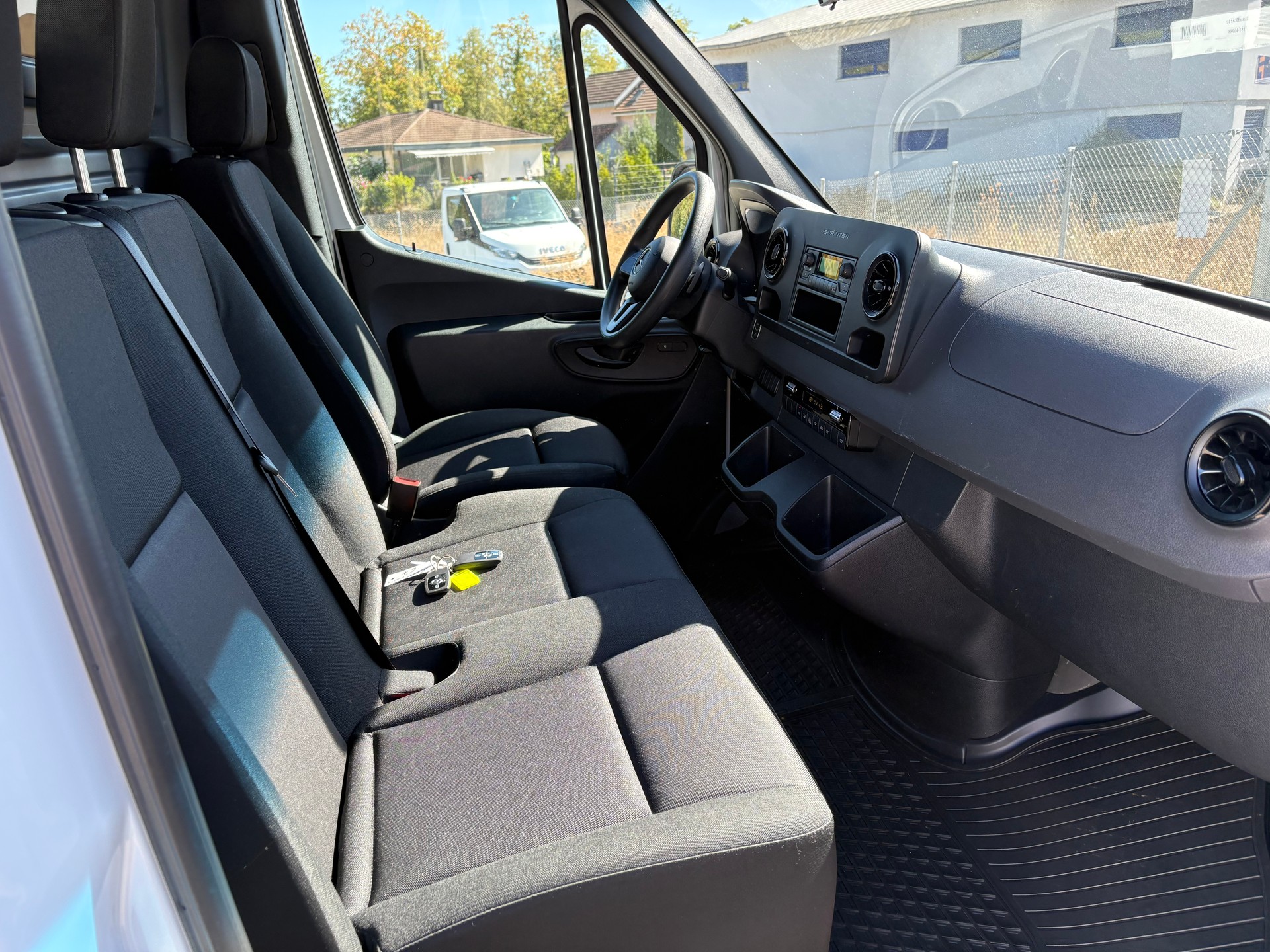 MERCEDES-BENZ eSprinter 312 47kWh Standard-image-10