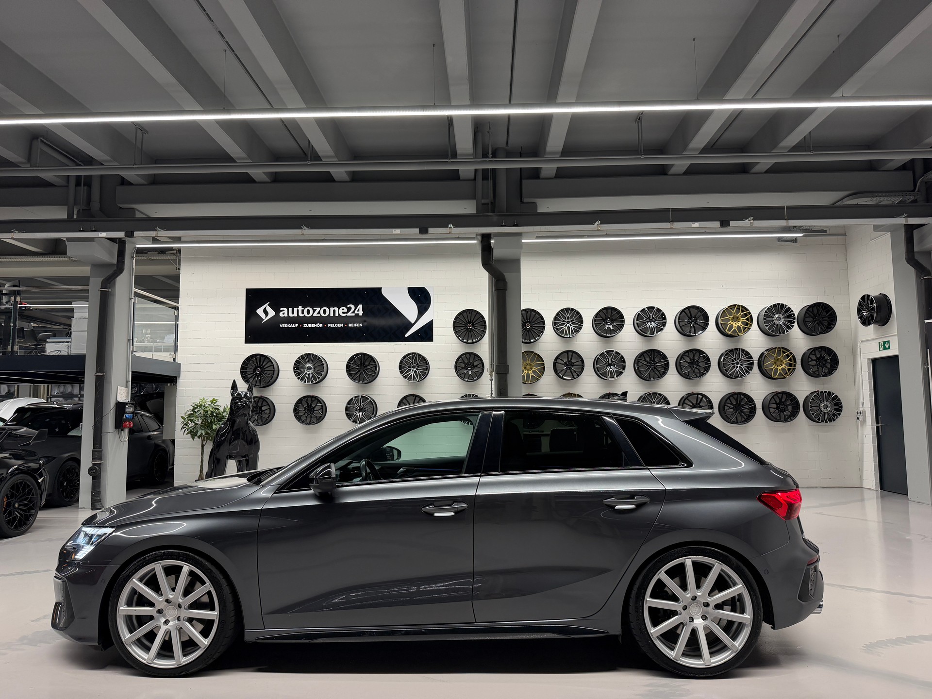 AUDI S3 Sportback 2.0 TFSI quattro S-Tronic *ABT Tuning 370PS*CH-Auto*Frisch ab MFK*Garantie*H&R Federn-image-11