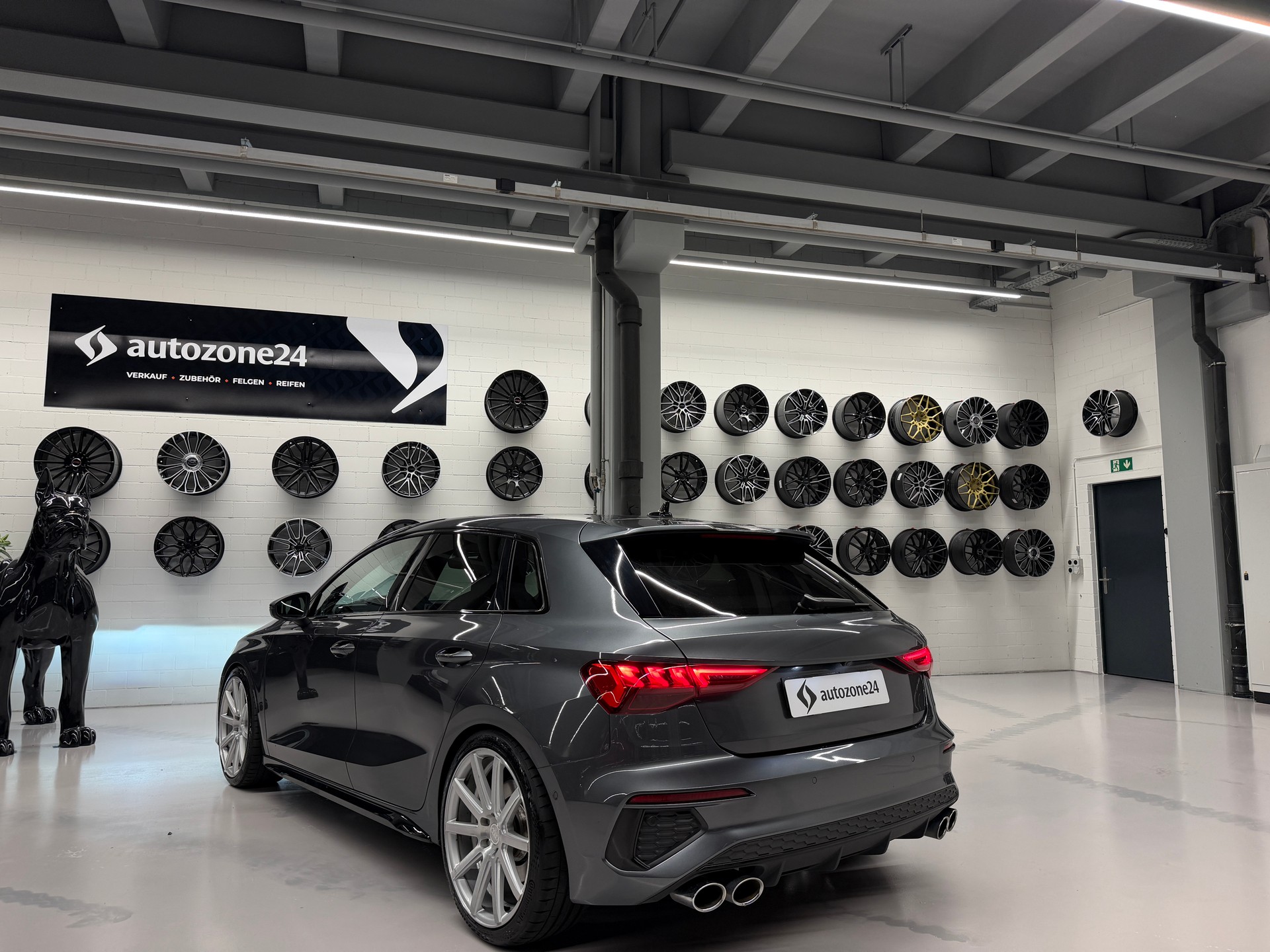 AUDI S3 Sportback 2.0 TFSI quattro S-Tronic *ABT Tuning 370PS*CH-Auto*Frisch ab MFK*Garantie*H&R Federn-image-1