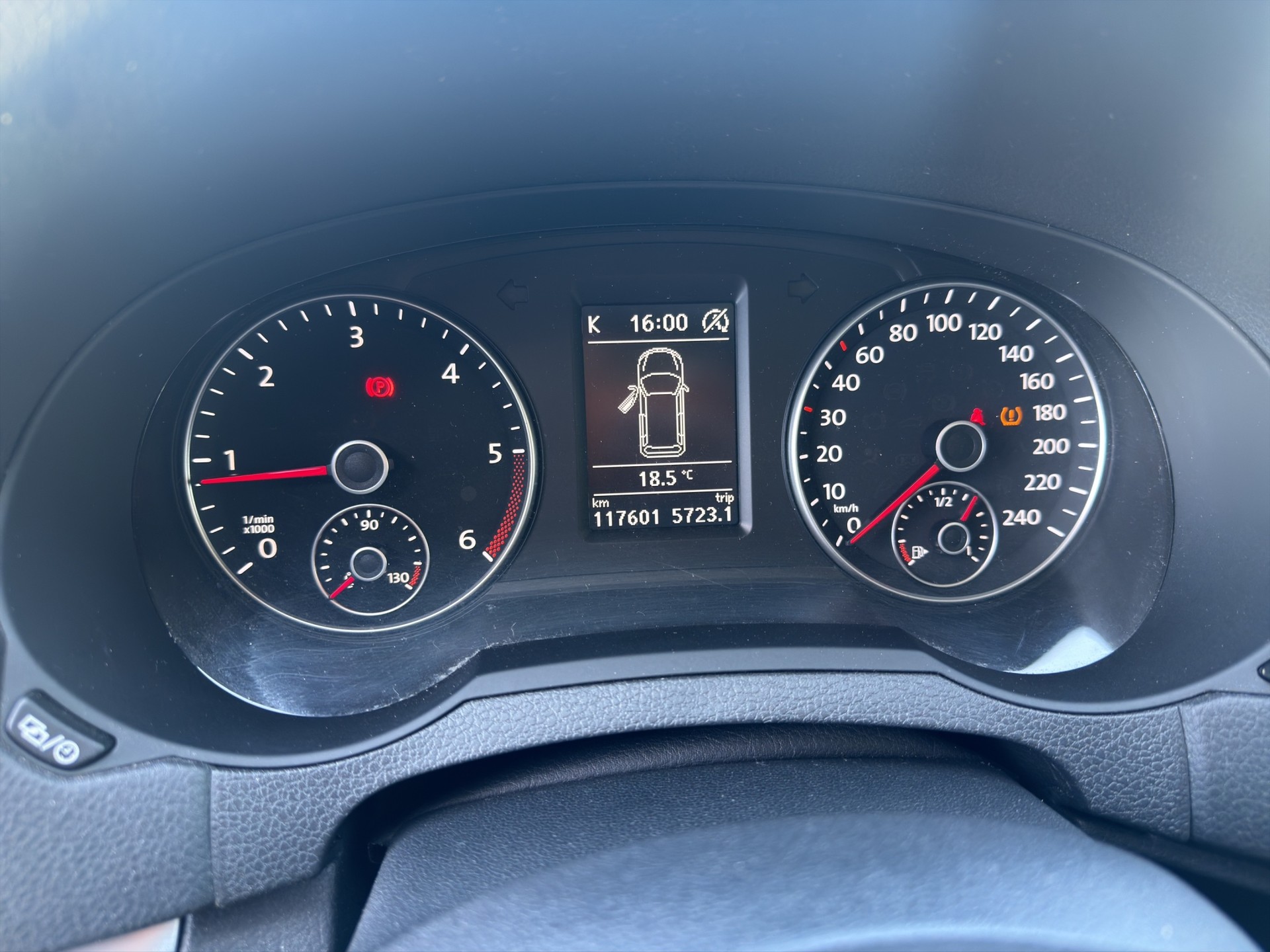 VW Sharan 2.0 TDI BMT Family 4Motion-image-10