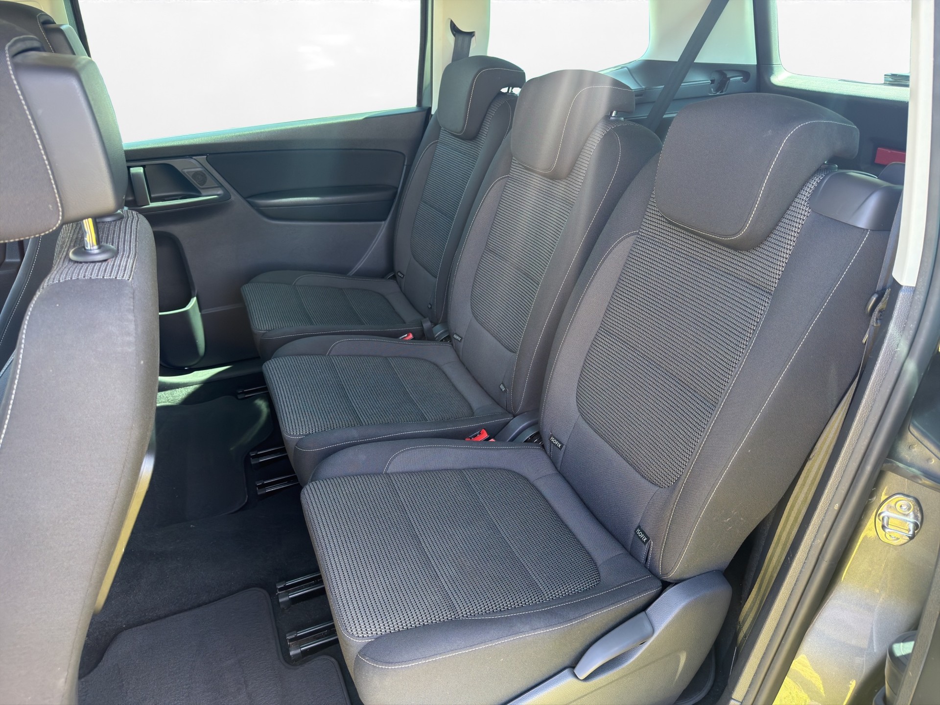 VW Sharan 2.0 TDI BMT Family 4Motion-image-11