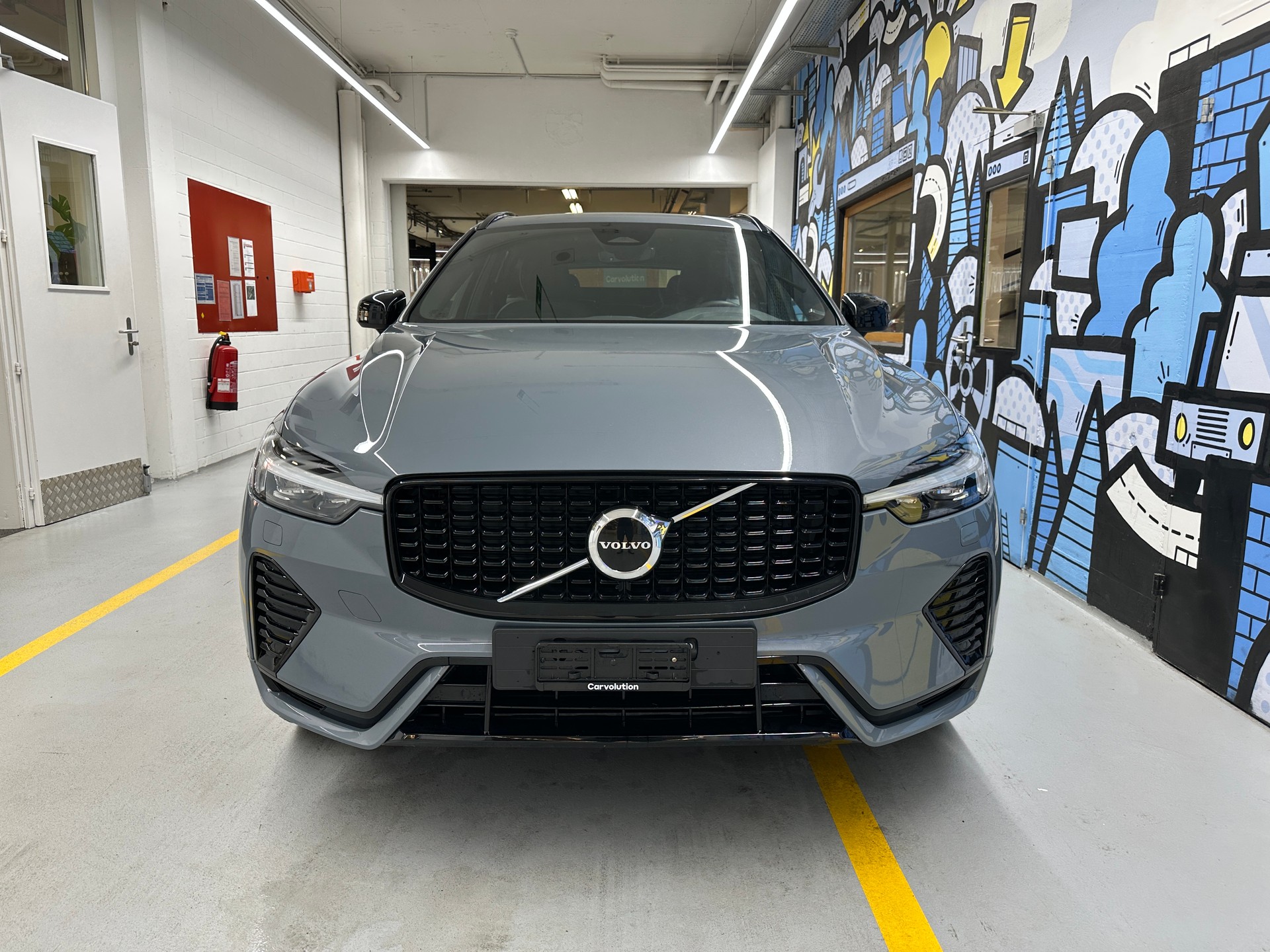 VOLVO XC60 B5 Diesel Mild Hybrid AWD R-Design Geartronic-showroom-element-1