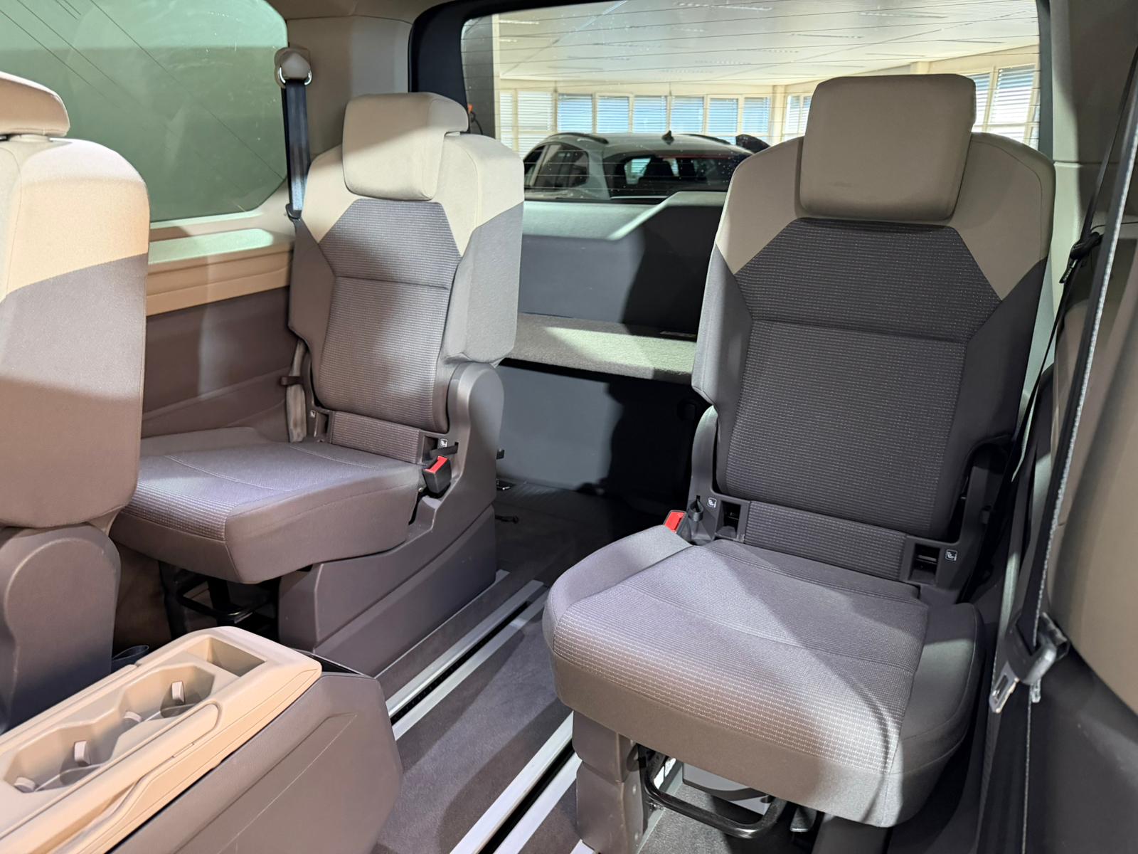 VW Multivan 2.0 TDI DSG Lang-image-8