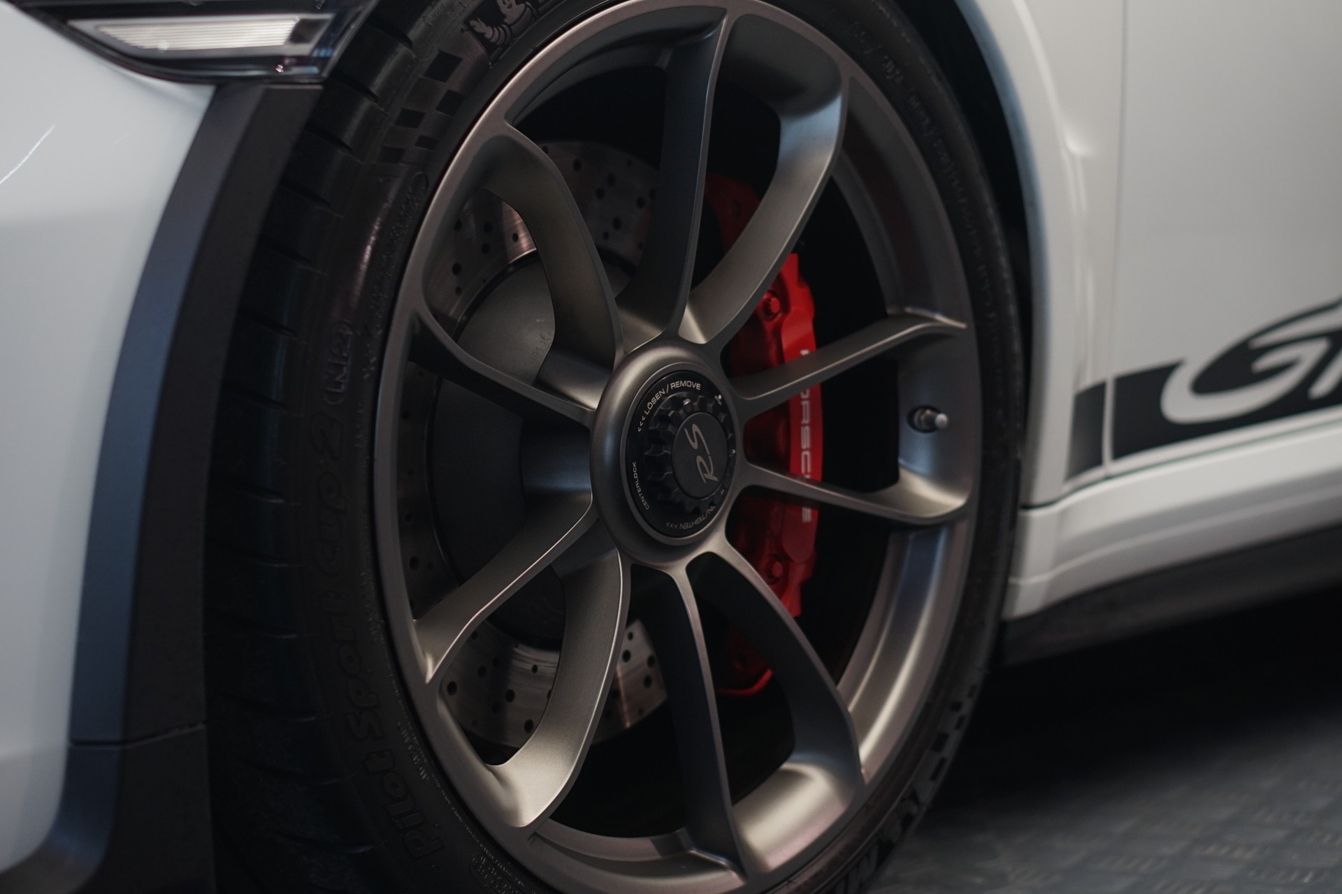 PORSCHE 911 GT3 RS PDK *Weissach*-image-52