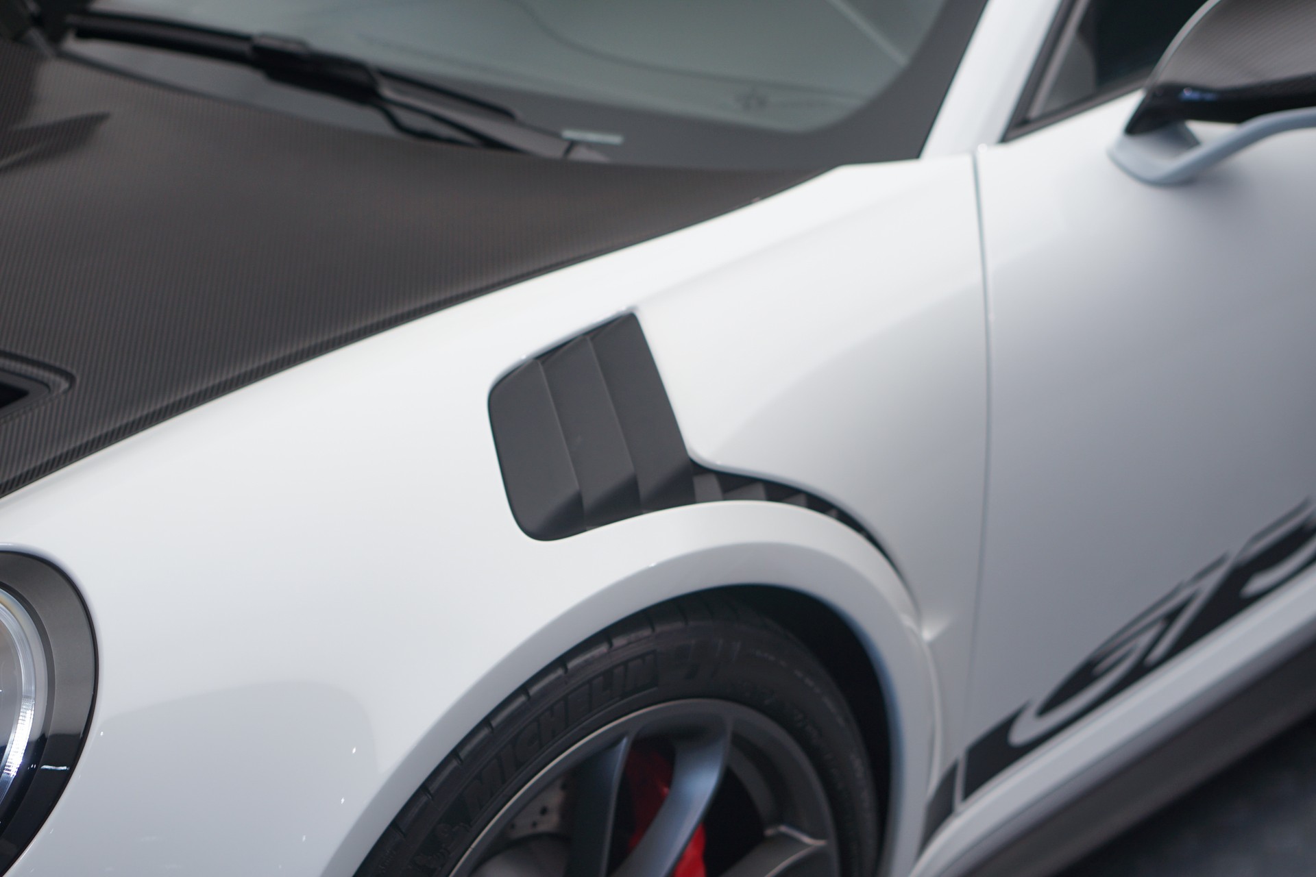 PORSCHE 911 GT3 RS PDK *Weissach*-image-51