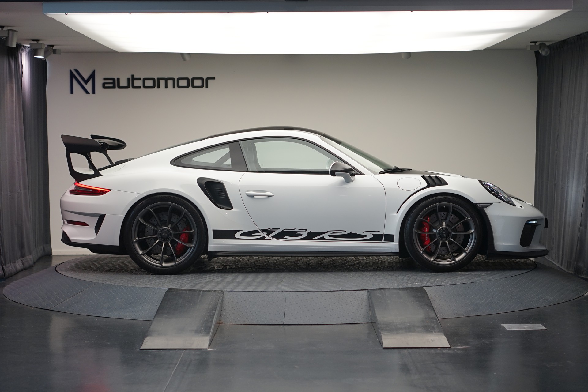 PORSCHE 911 GT3 RS PDK *Weissach*-image-3