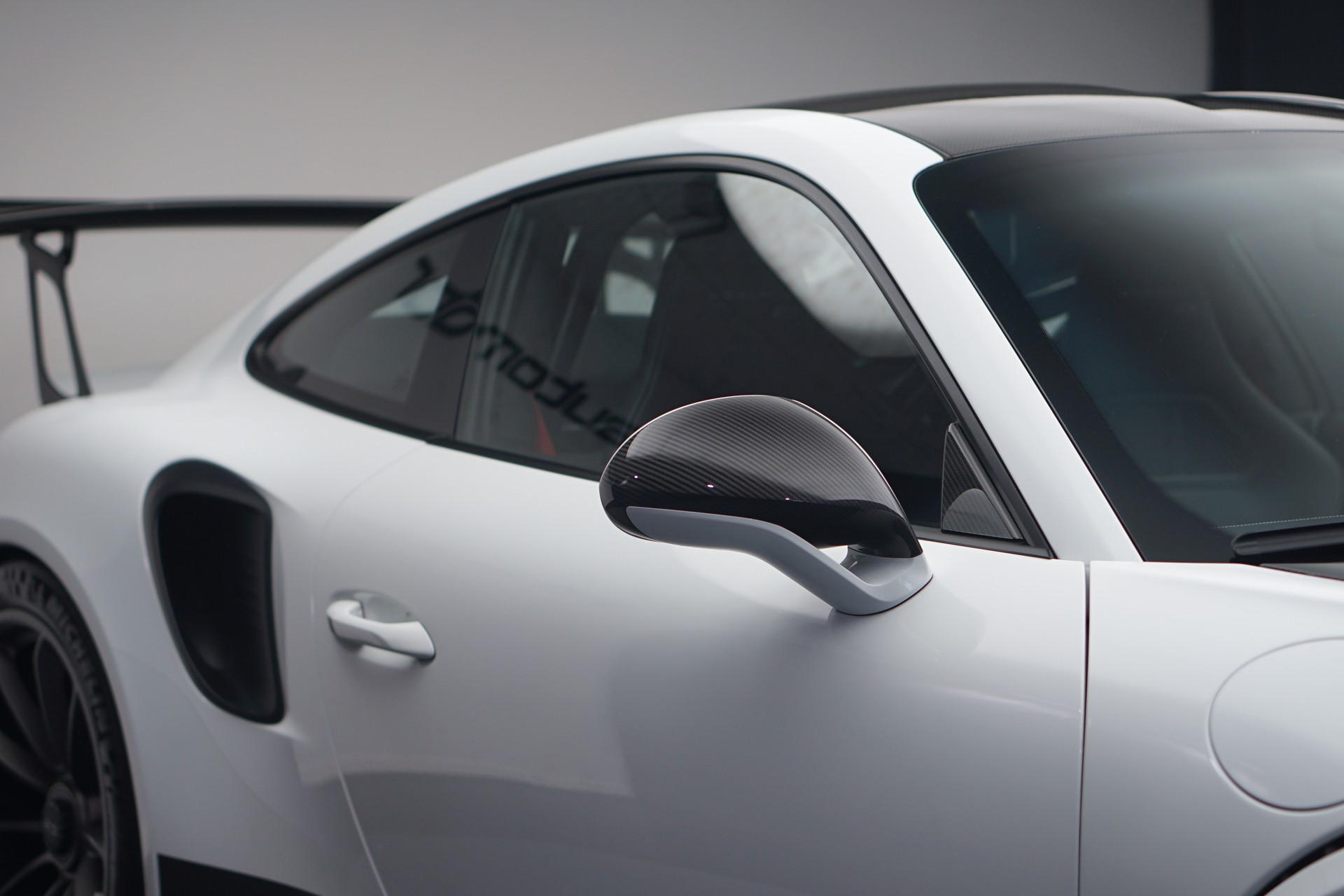PORSCHE 911 GT3 RS PDK *Weissach*-image-58